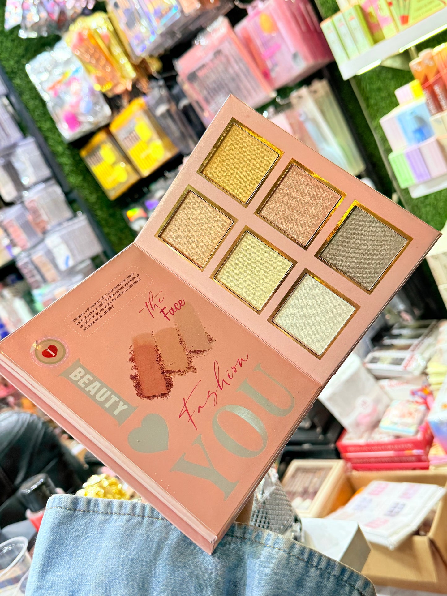 VIRAL MAKEUP BOOK - 5 PAGE