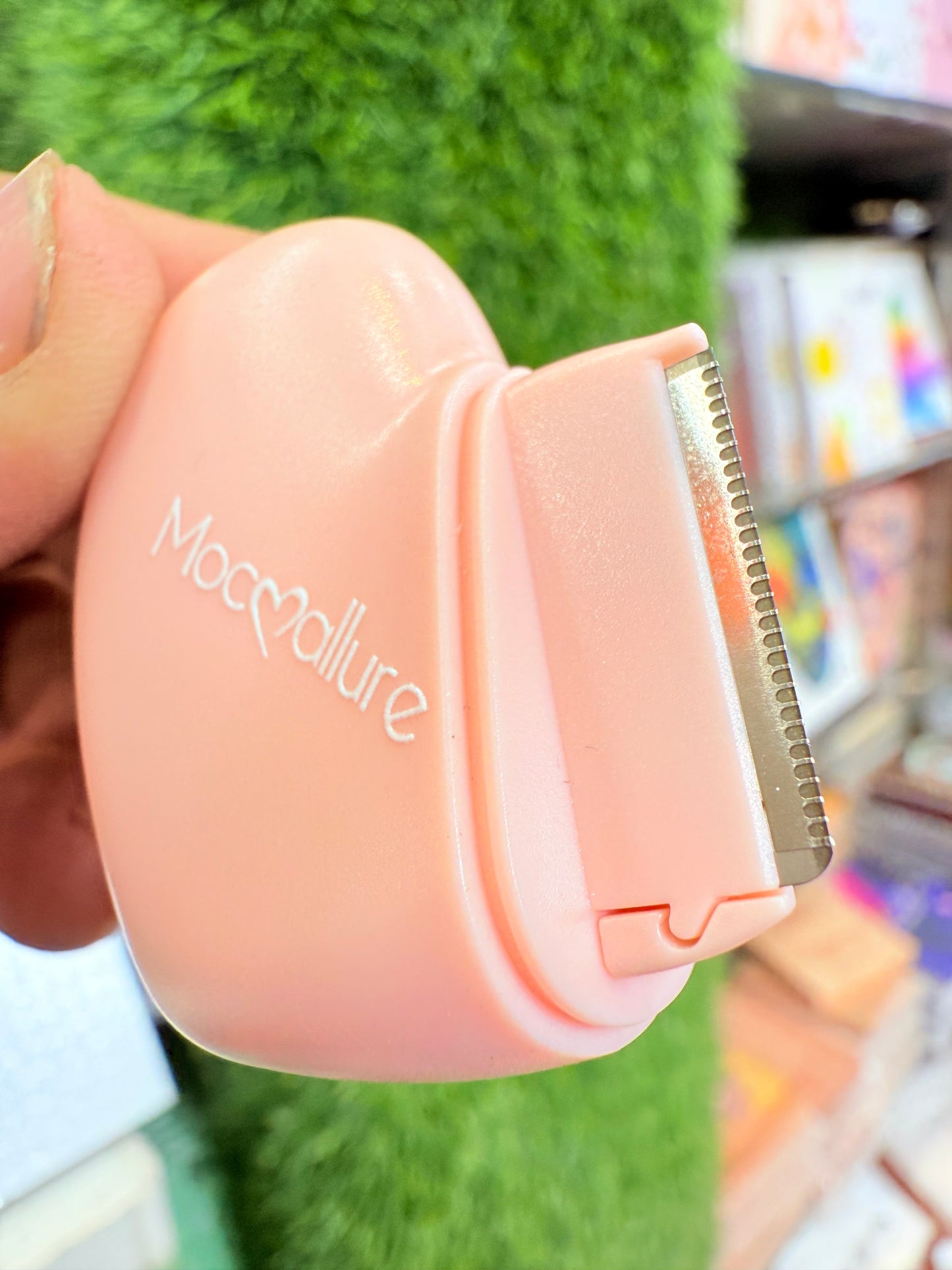 Kawaii Eyebrow Trimmer - Reusable | Quick Fast and Easy 🔥