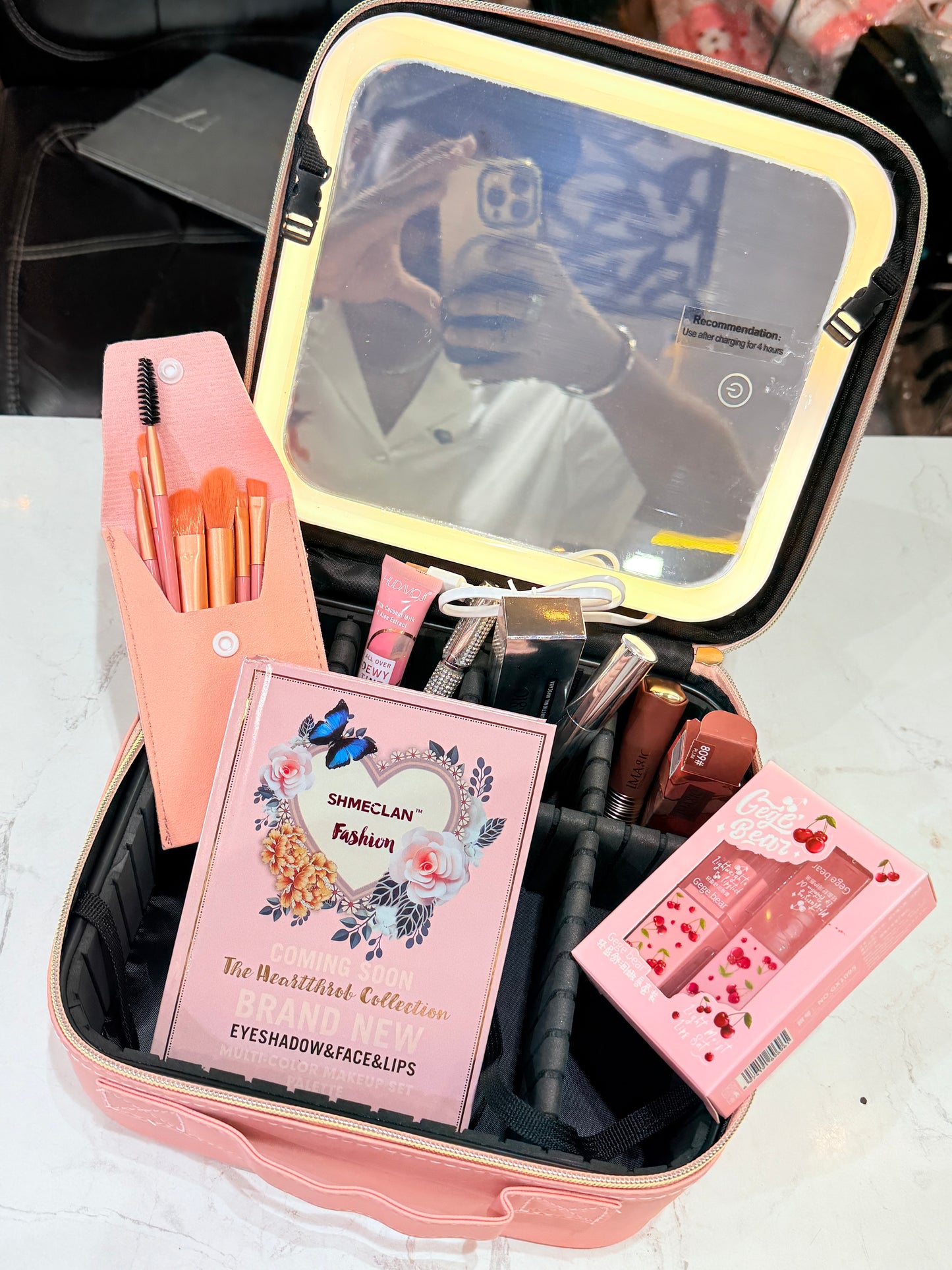 Rakhi Glow-Up Box – 8-in-1 Premium Makeup Gift - Hamper