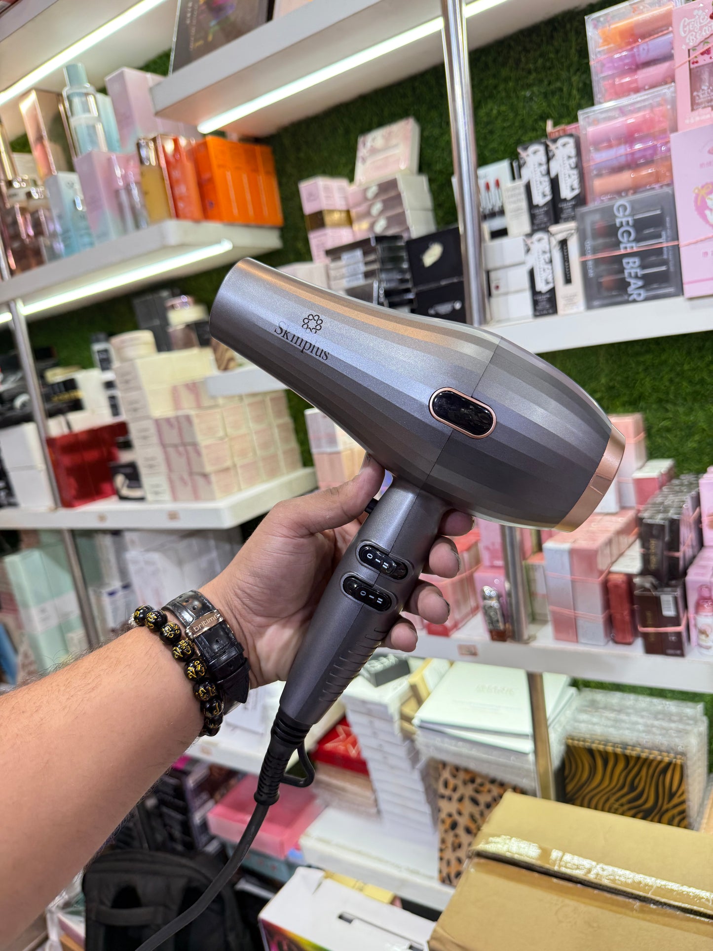 šØ SkinPlus 2400W Professional Hair Dryer | 2 Nozzles + 1 Diffuser | Powerful & Lightweight