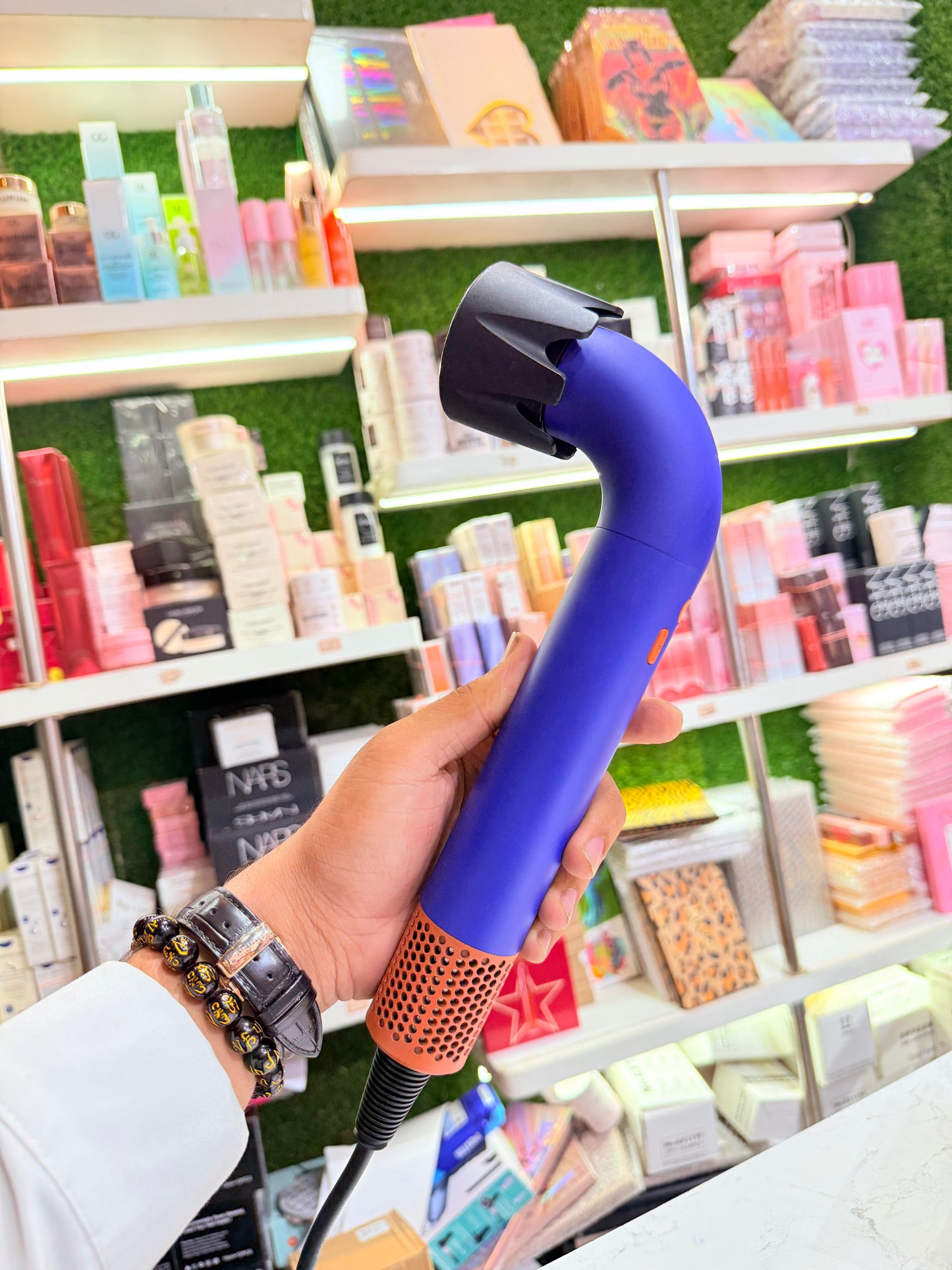 Curved Hair Blow Dryer - 1500Watt (Limited Stock)