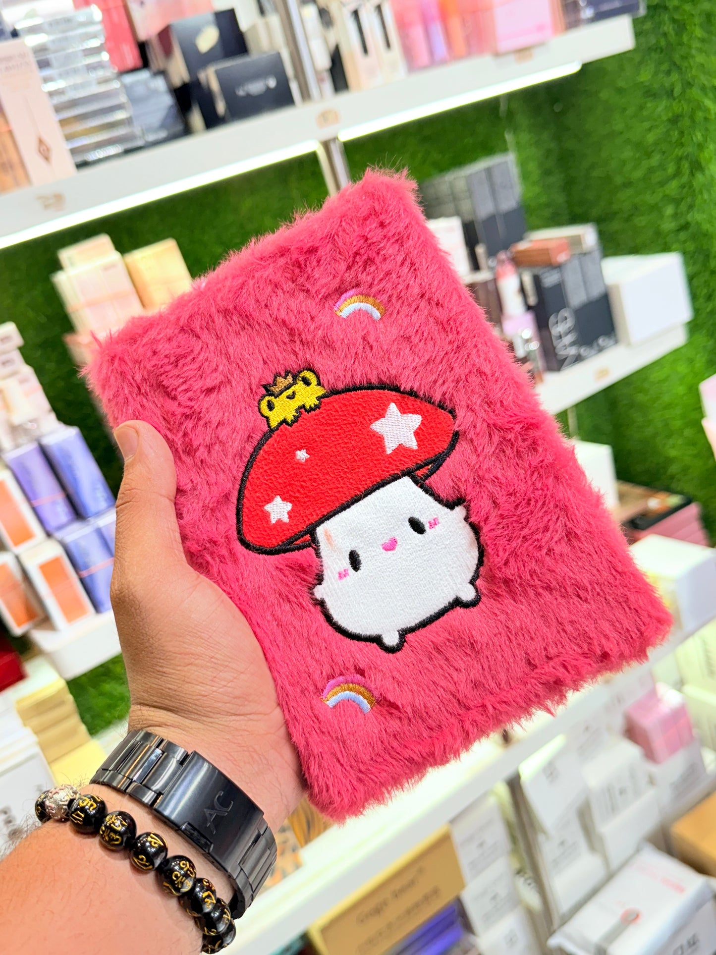 Reddish Cutest Kawaii Makeup Book - 5 Page