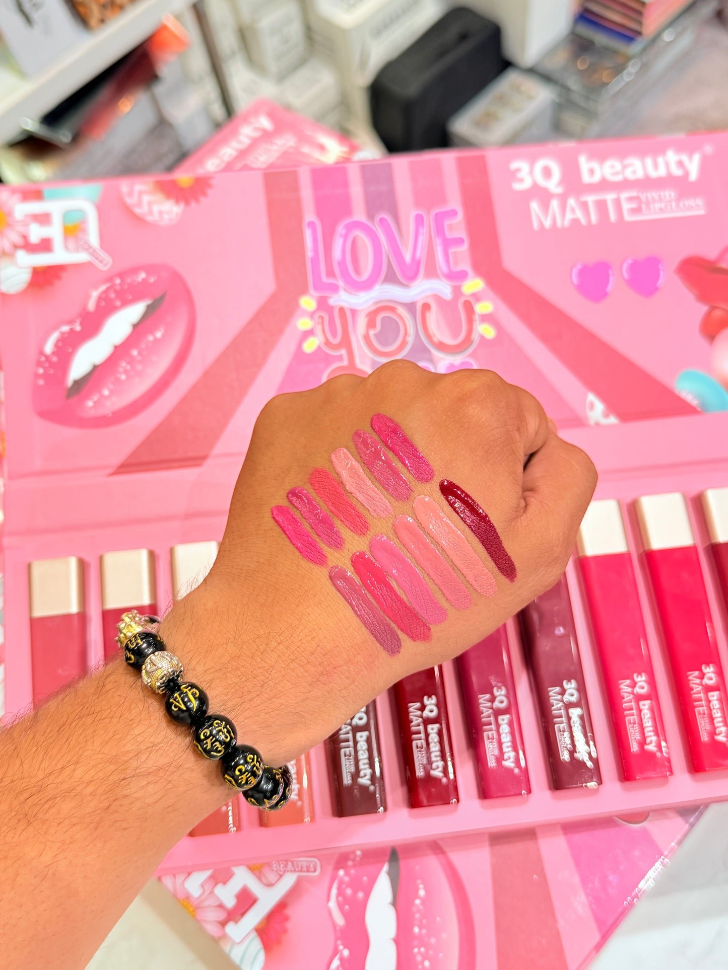 3Q Beauty LipVault Set of 12