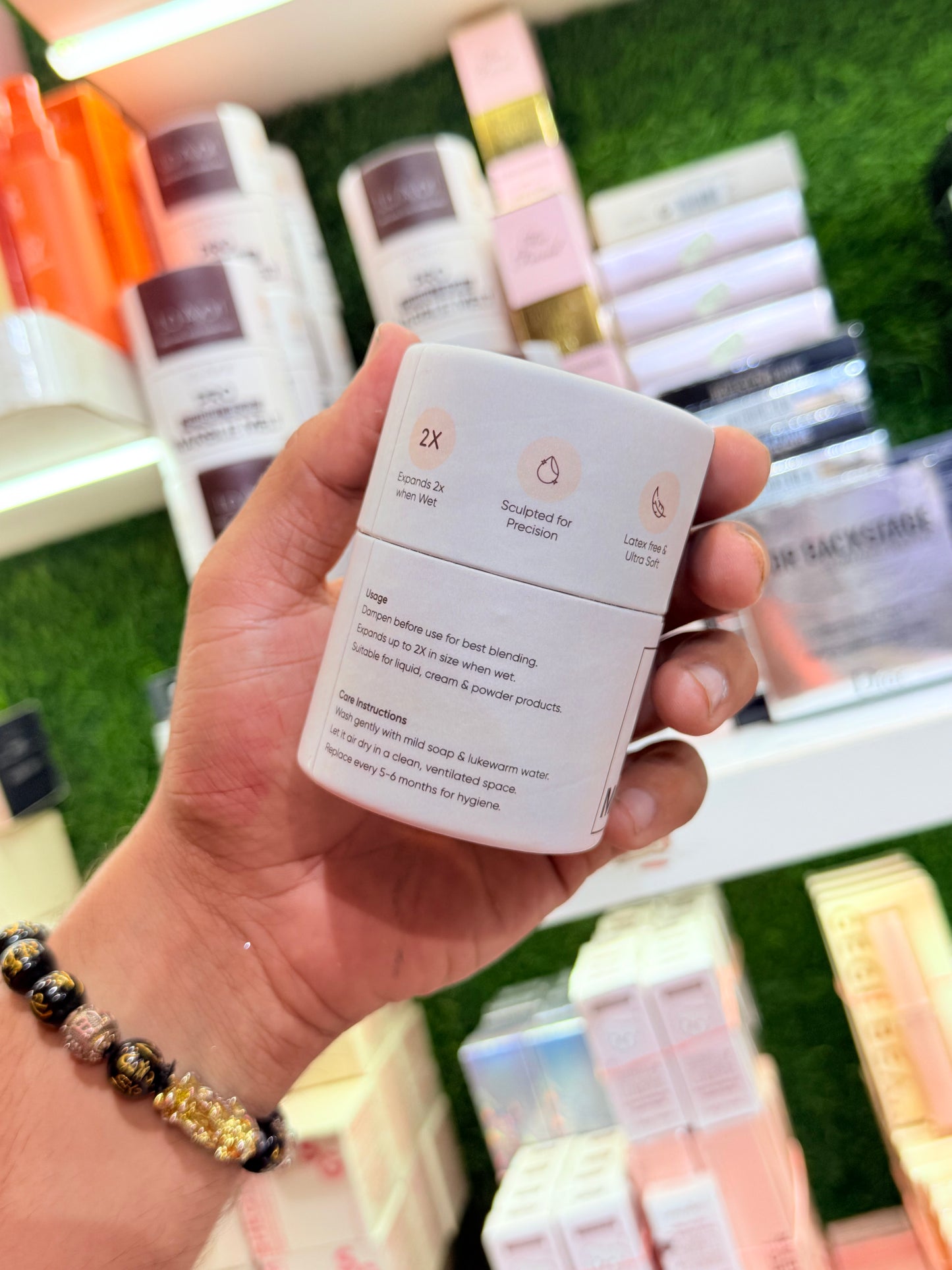 Ayori Pro Beauty Blender - By Sagansinghmakeup