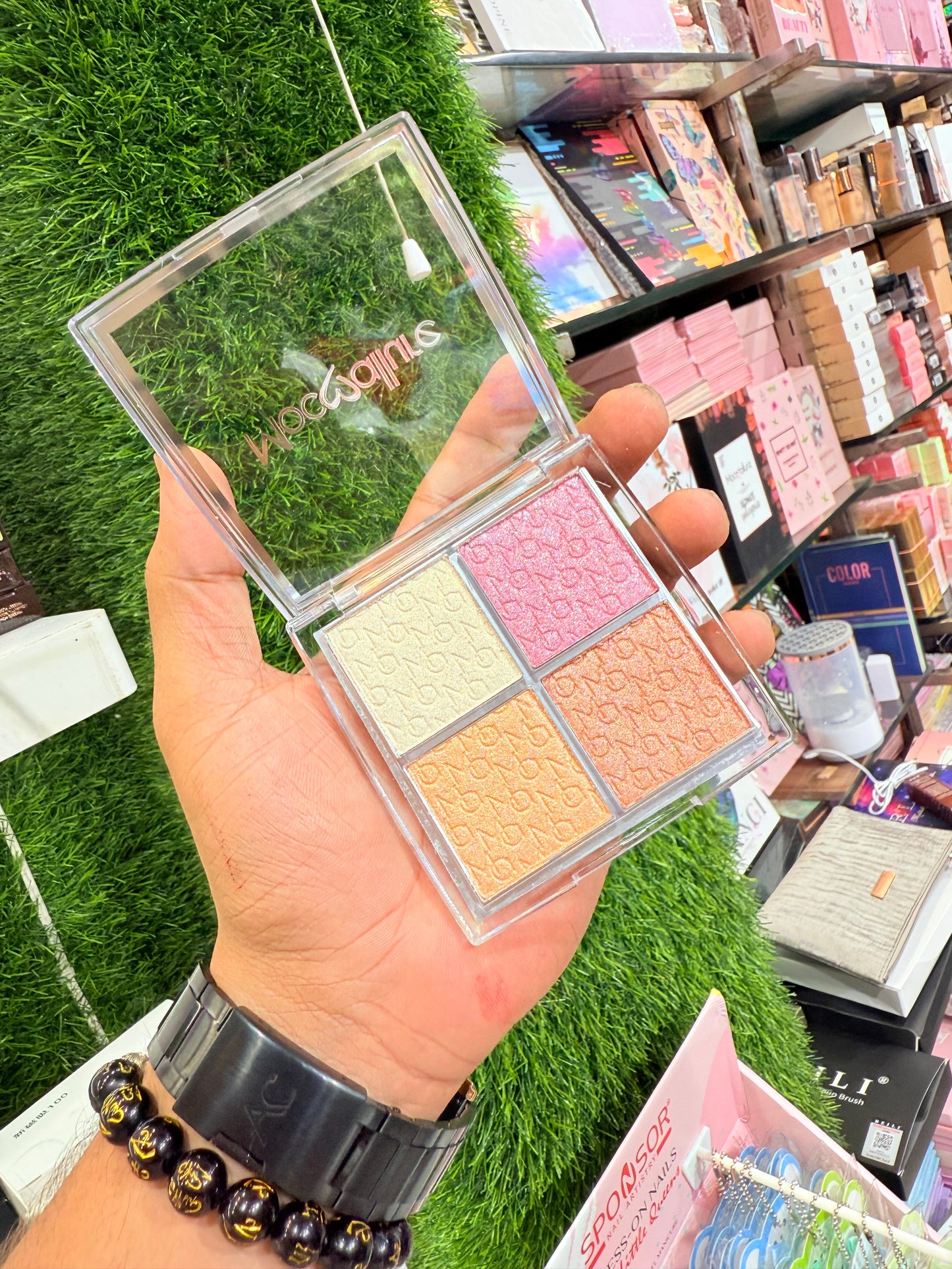 Moccallure Highlighter Pallete