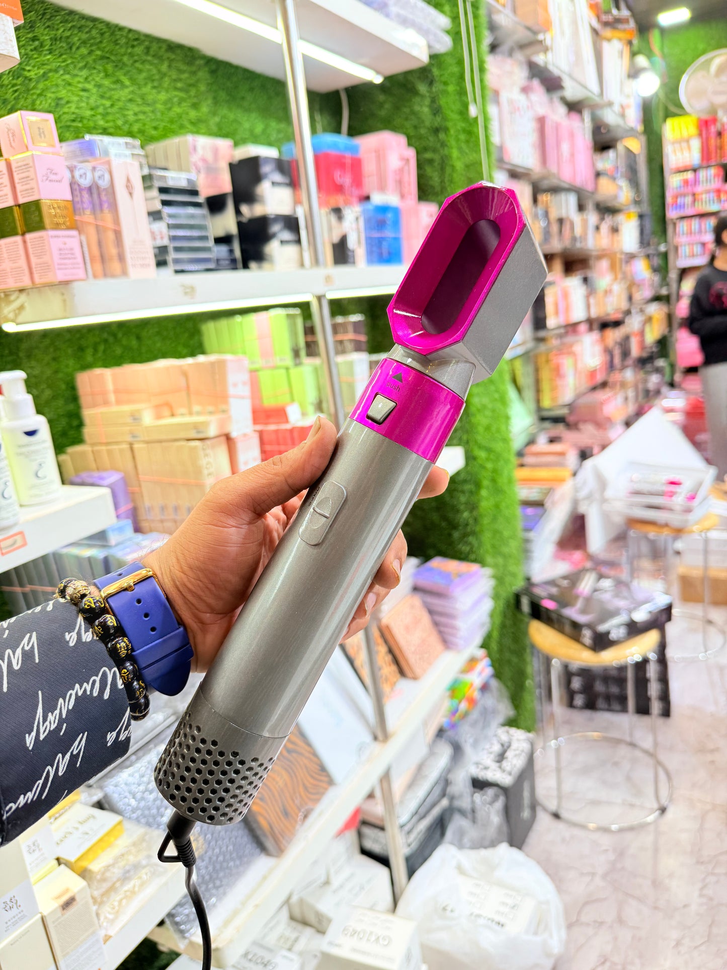 Viral 5in1 Blow Dryer Brush- KARWA SPECIAL DELIVERY 6-9 DAYS