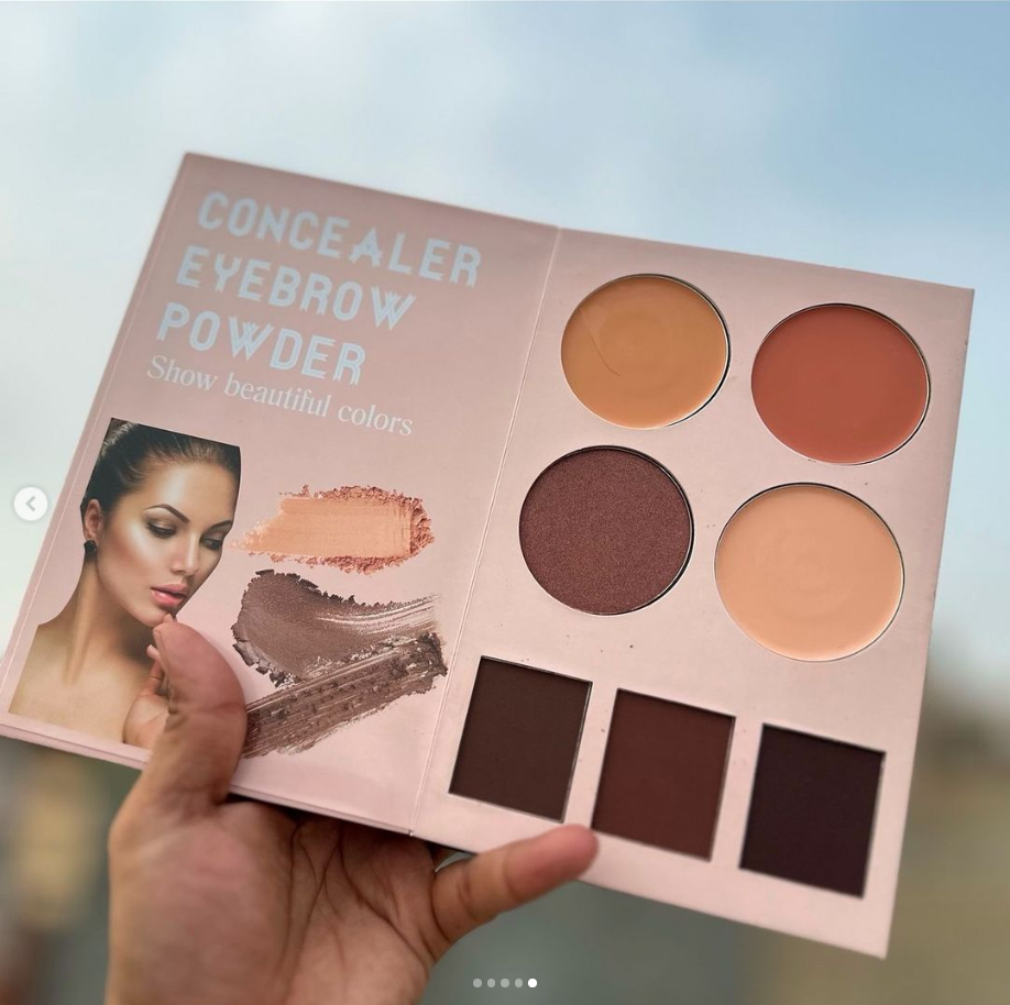 Mocallure Ultimate Utopia Makeup Book -KARWA SPECIAL
