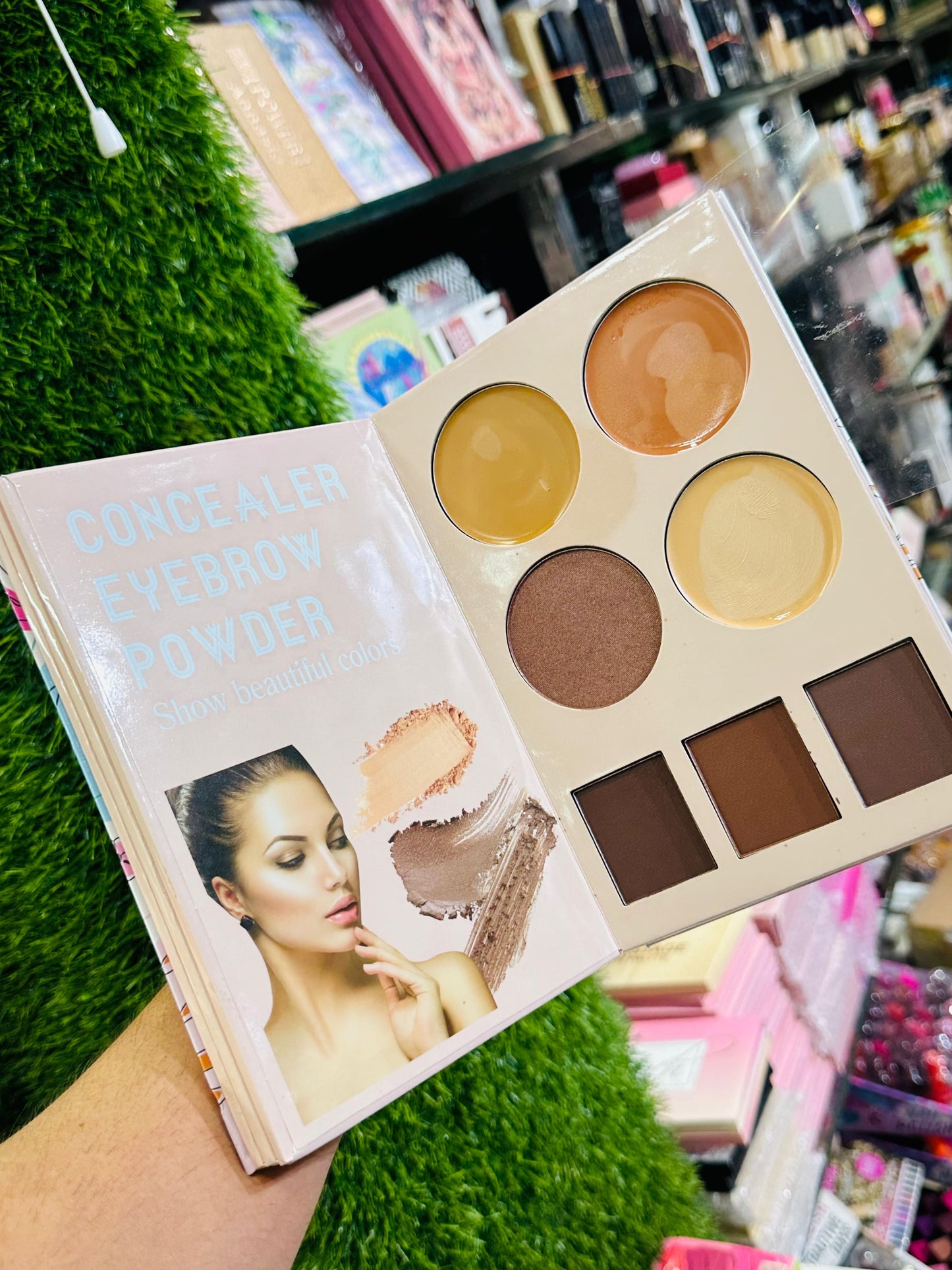SAGANSINGHMAKEUP Viral Makeup Book - 4 Page