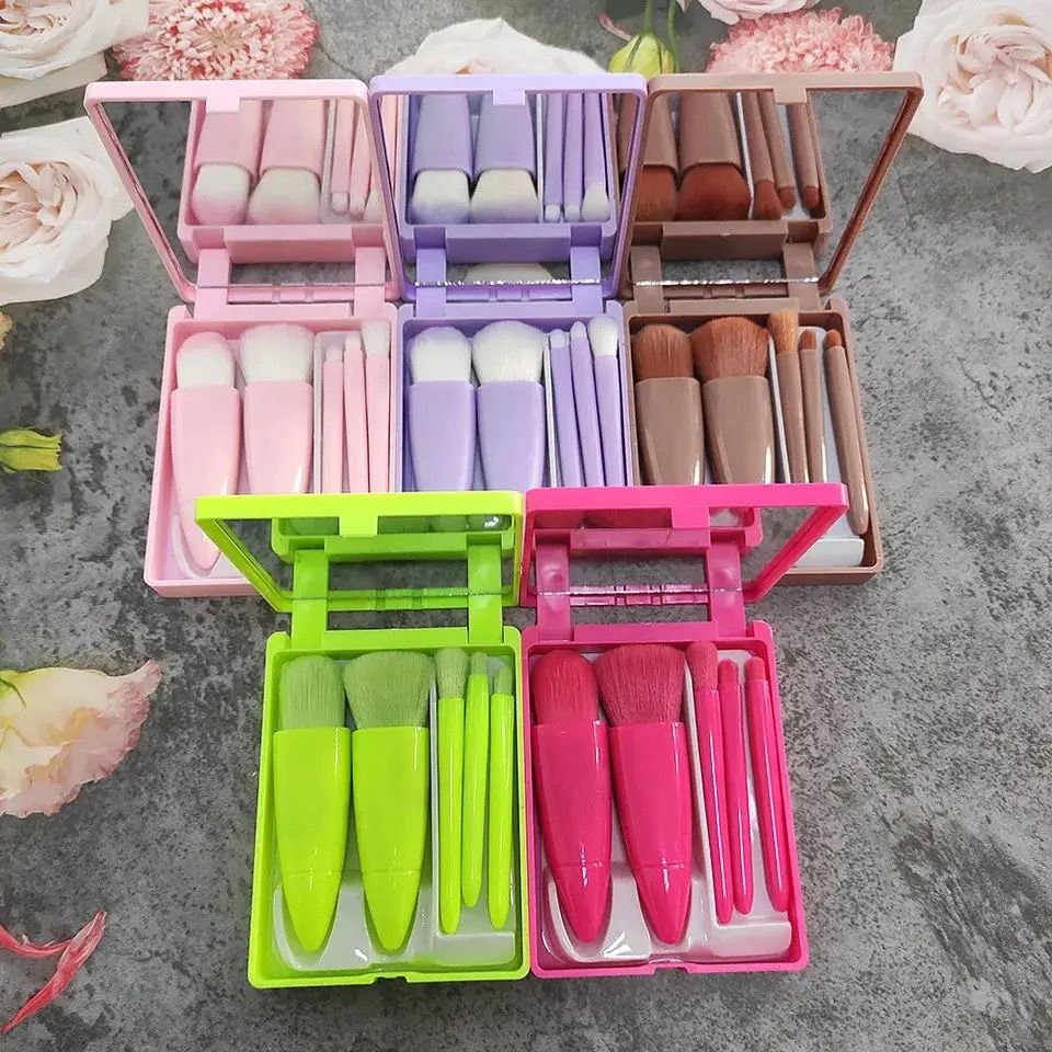 Mini Travel Brush Set 5pcs | 4 colors | Wholesale Pack 12pcs | 80*12