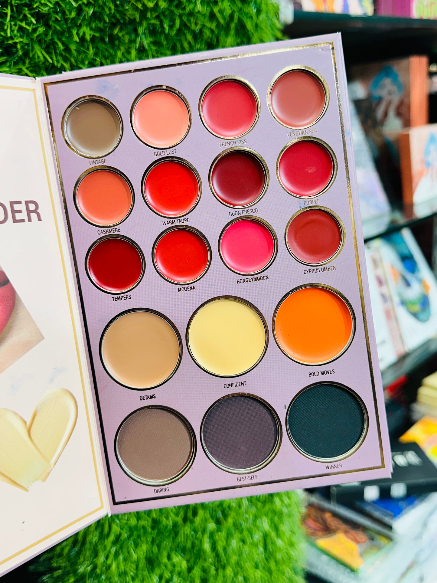 Mocallure 5 Page PRO Makeup Book - BIRTHDAY