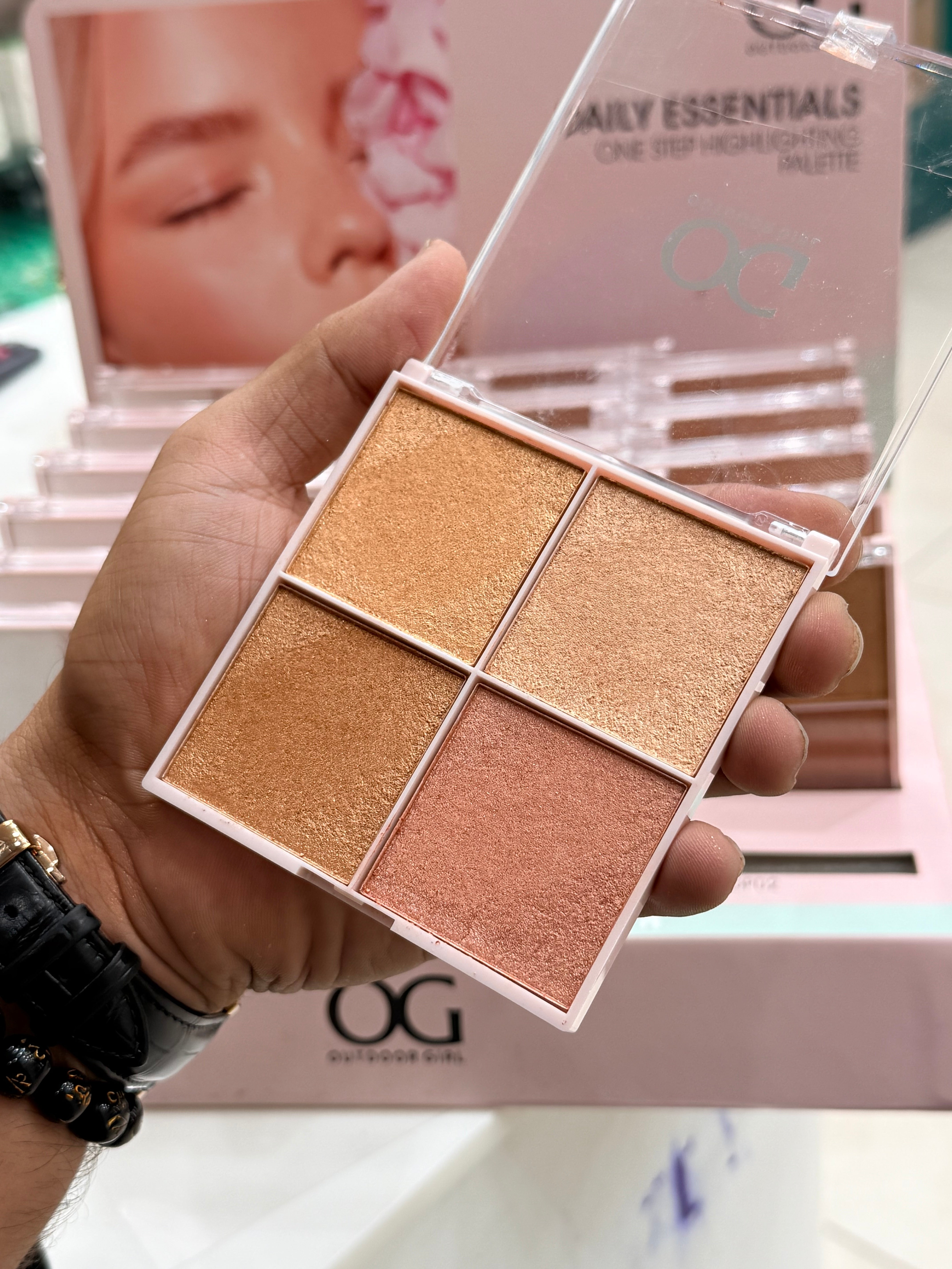 OG PROFESSIONAL HIGHLIGHTER PALLETE
