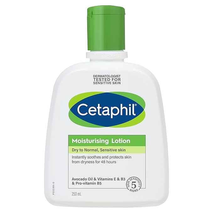 Cetaphil Moisturising Lotion 250ml – Lightweight Hydrating Moisturizer for Dry to Normal & Sensitive Skin | With Avocado Oil, Vitamin E & B3