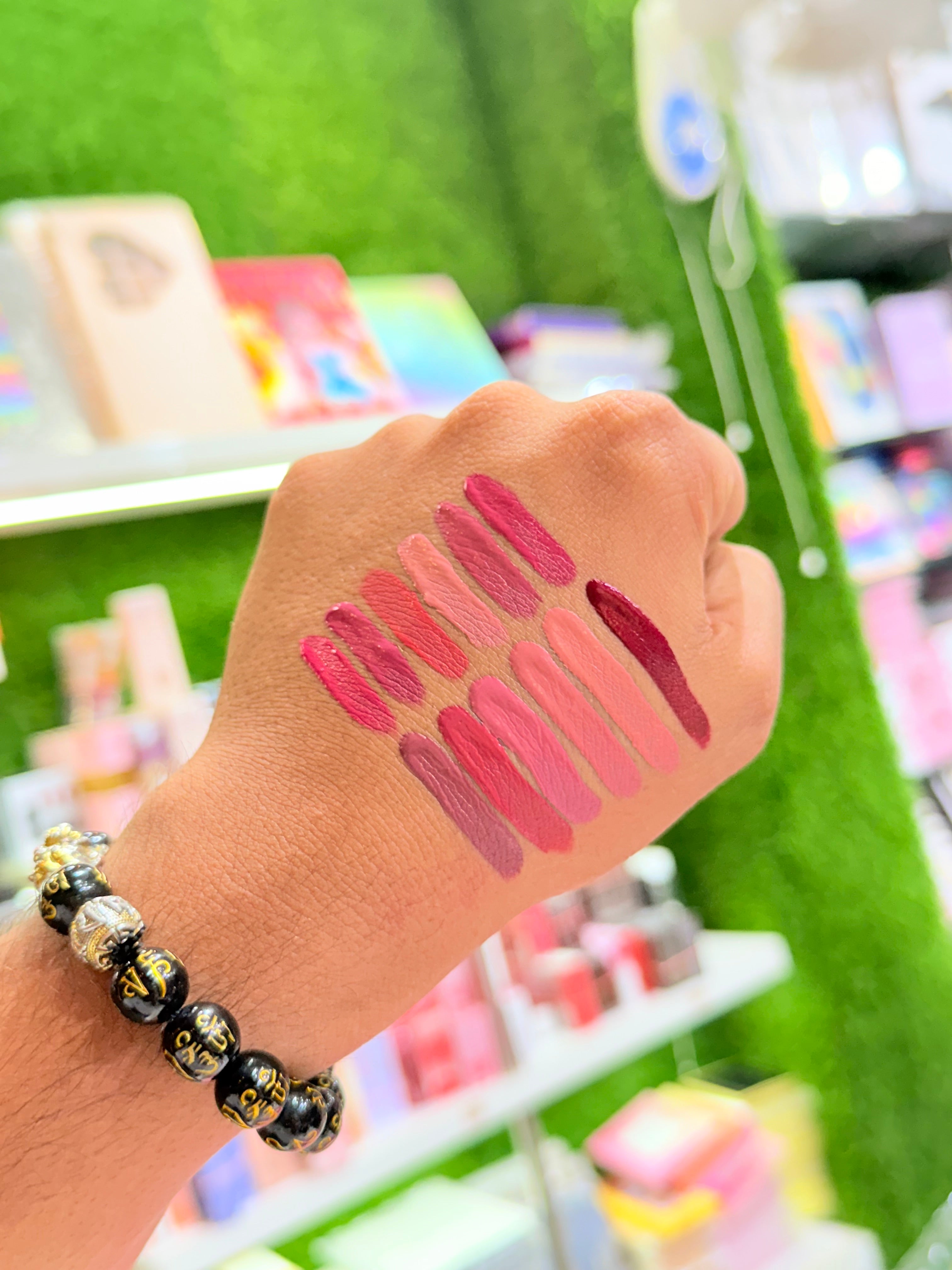 3Q Beauty LipVault Set of 12