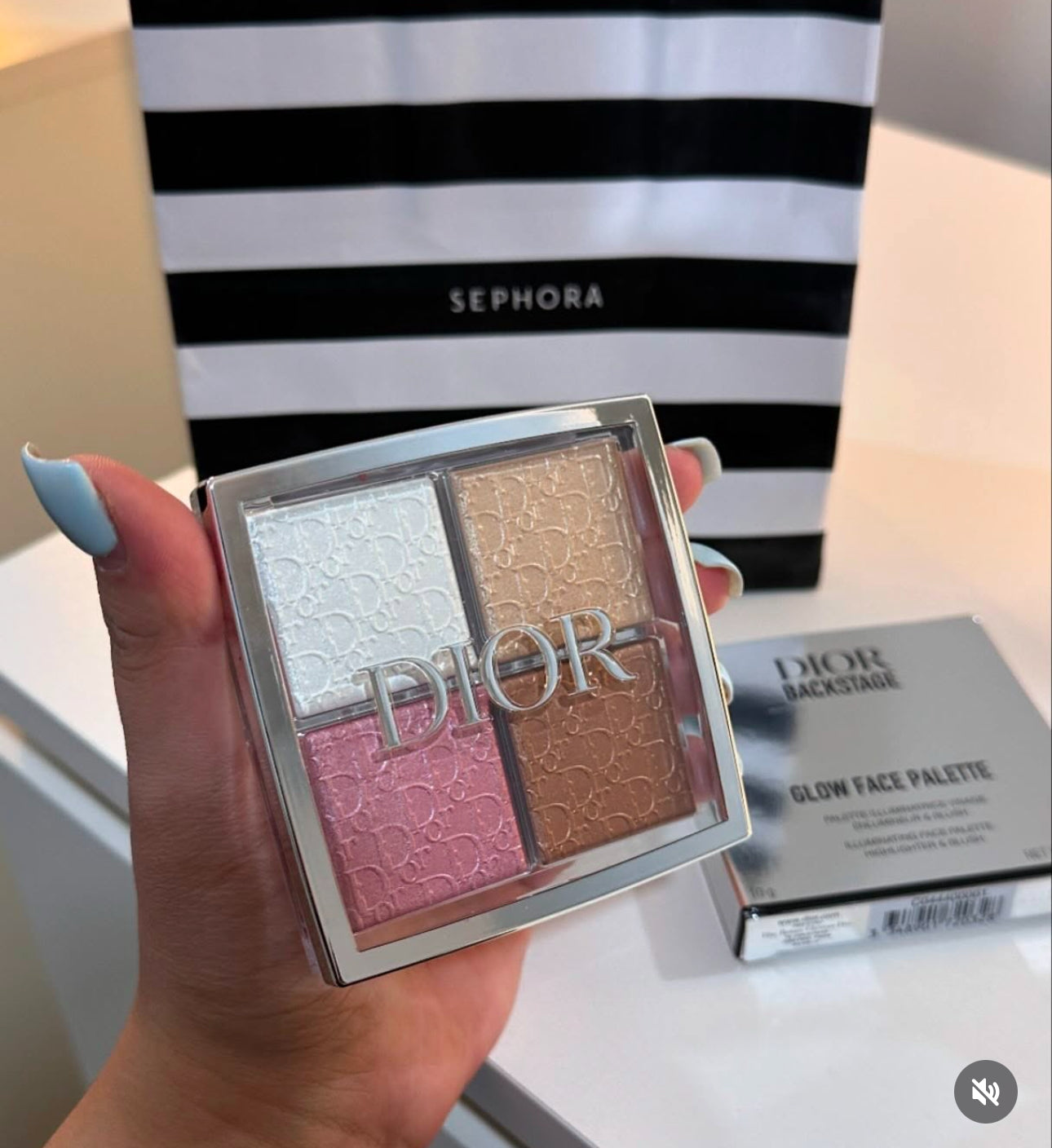 DIOR – BACKSTAGE GLOW FACE PALETTE (HIGHLIGHTER PALETTE) – 001 UNIVERSAL