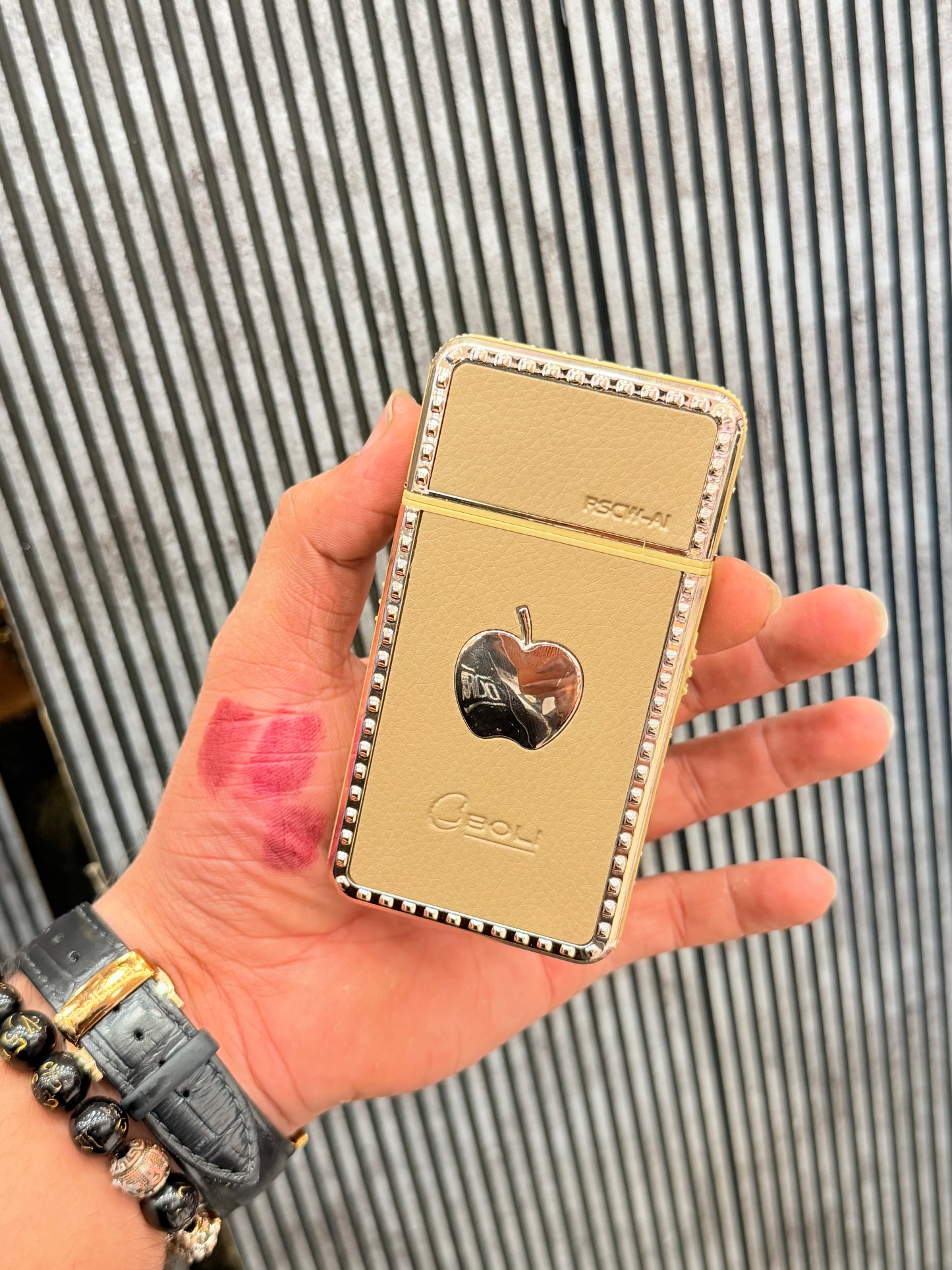 Threading Machine and Facial Hair Trimmer With Mirror