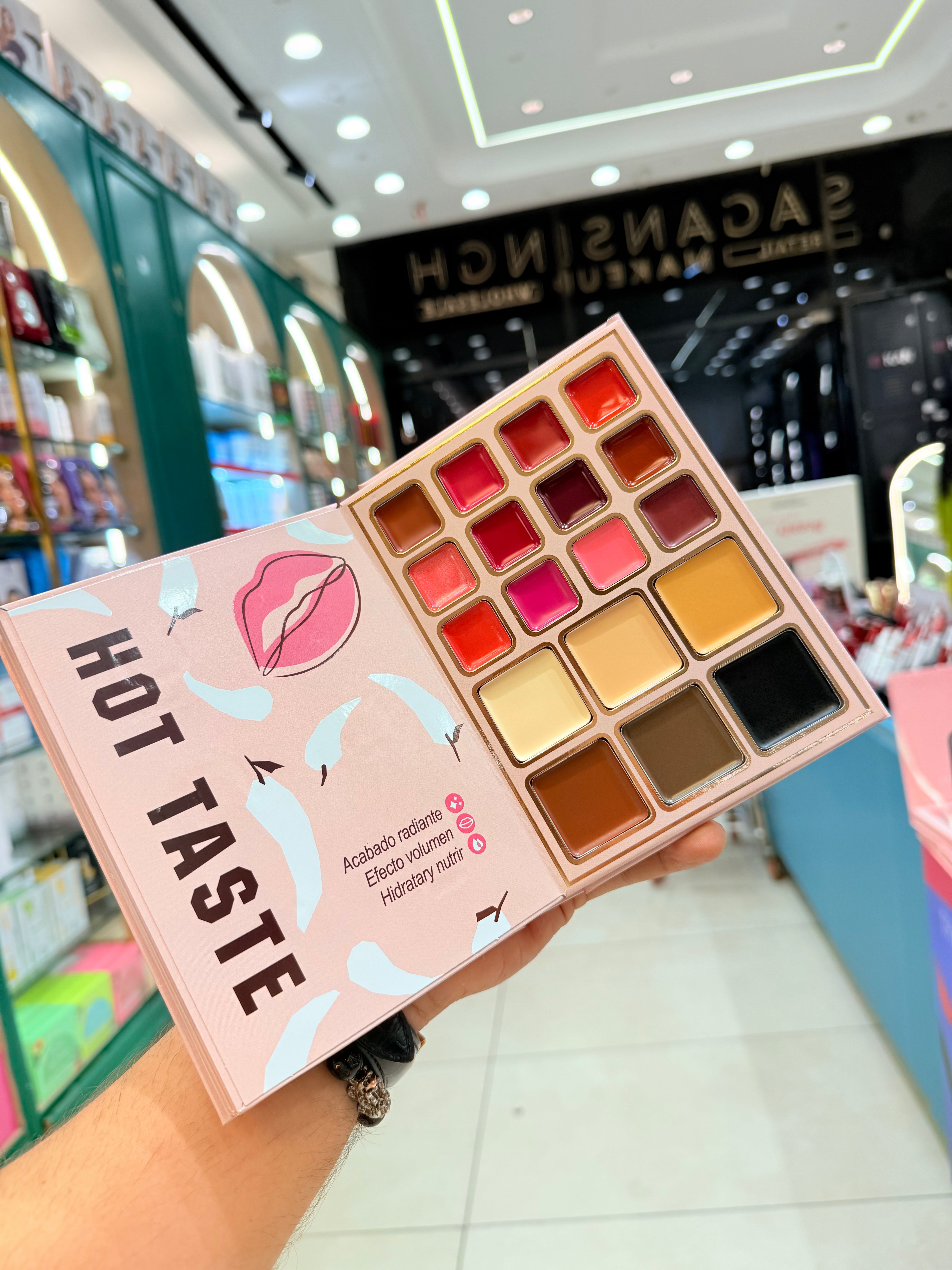 IGOODCO ALL IN ONE MAKEUP BOOK (5PAGES) BUY 1 @499/-