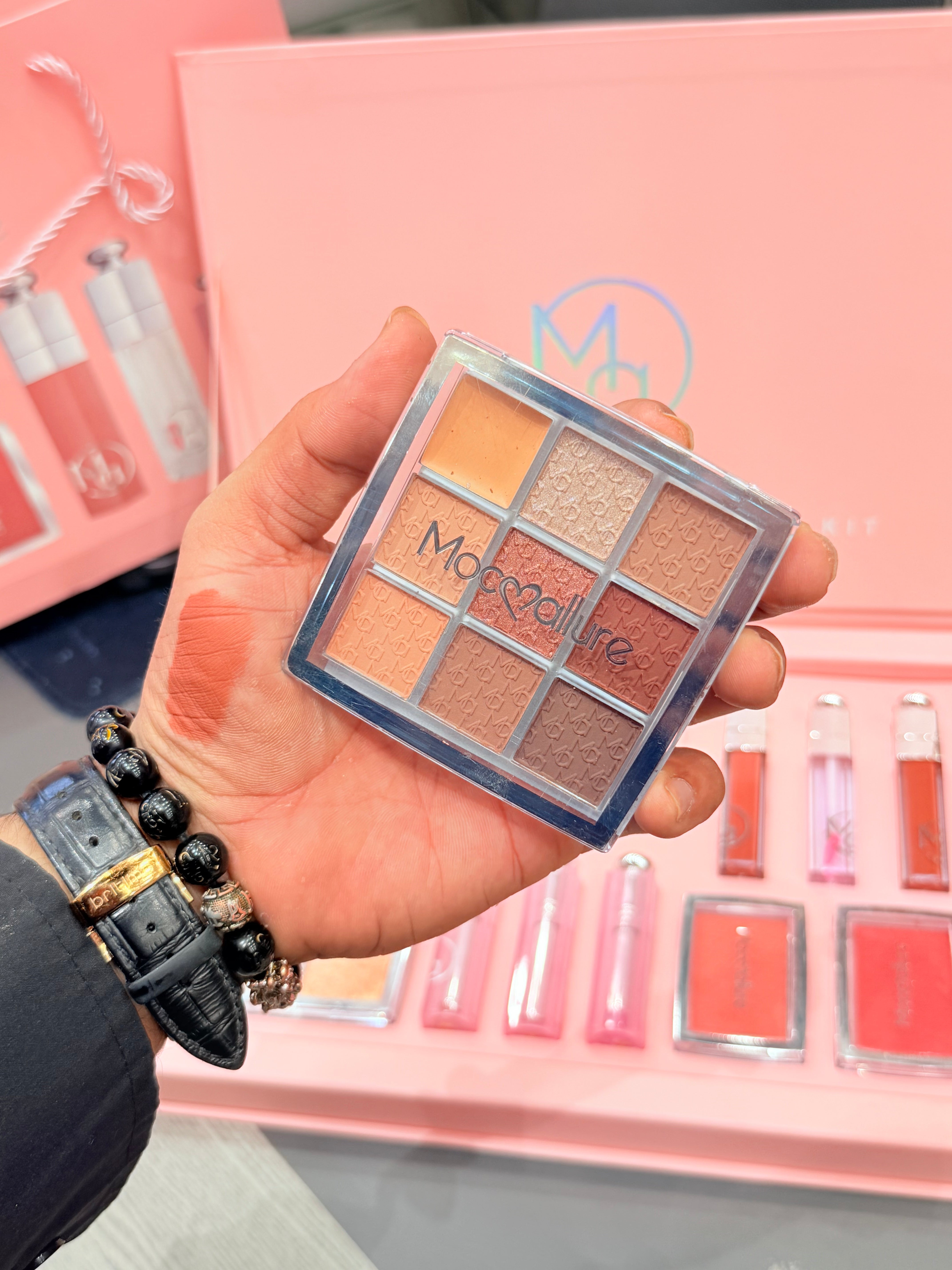 Mocallure Eid Special Professional Makeup Gift Kit – Limited Edition Glam Set LIVE SET