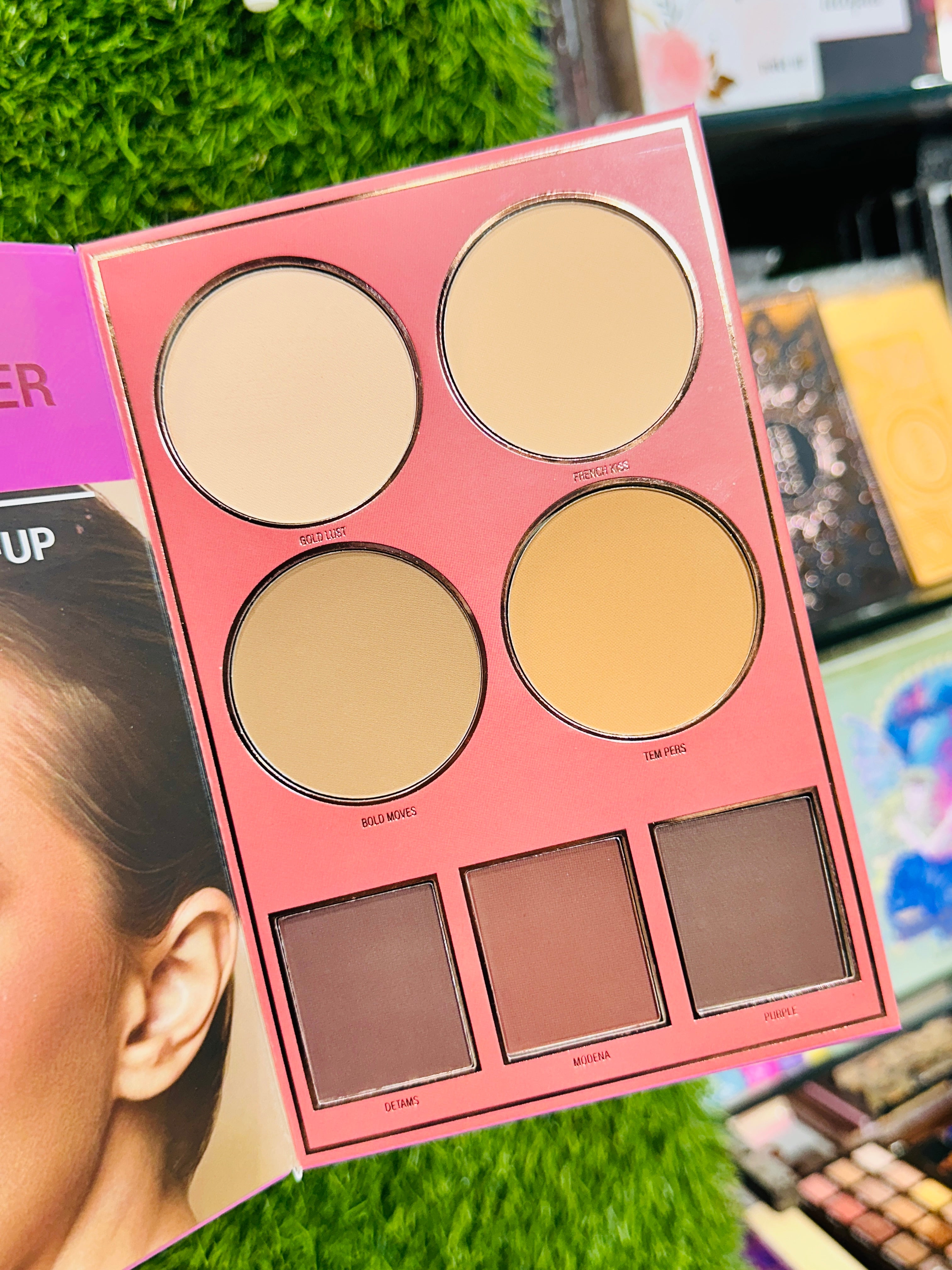 The Taj Makeup Book - BIRTHDAY