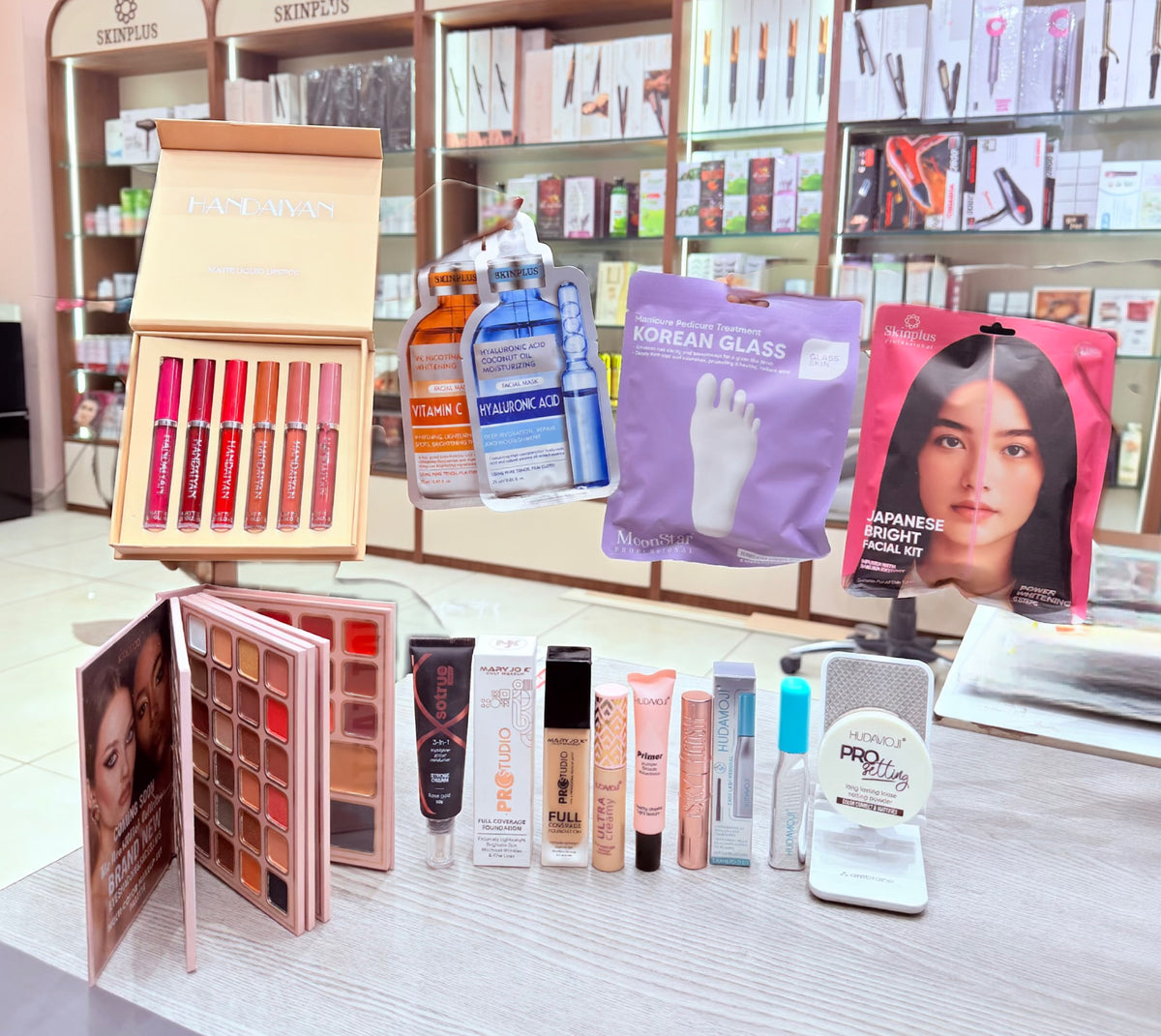 Karwa Chauth Special Luxury Makeup & Skincare Hamper | 15 Beauty Products + 2 FREE Surprise Gifts | Total 17 Items