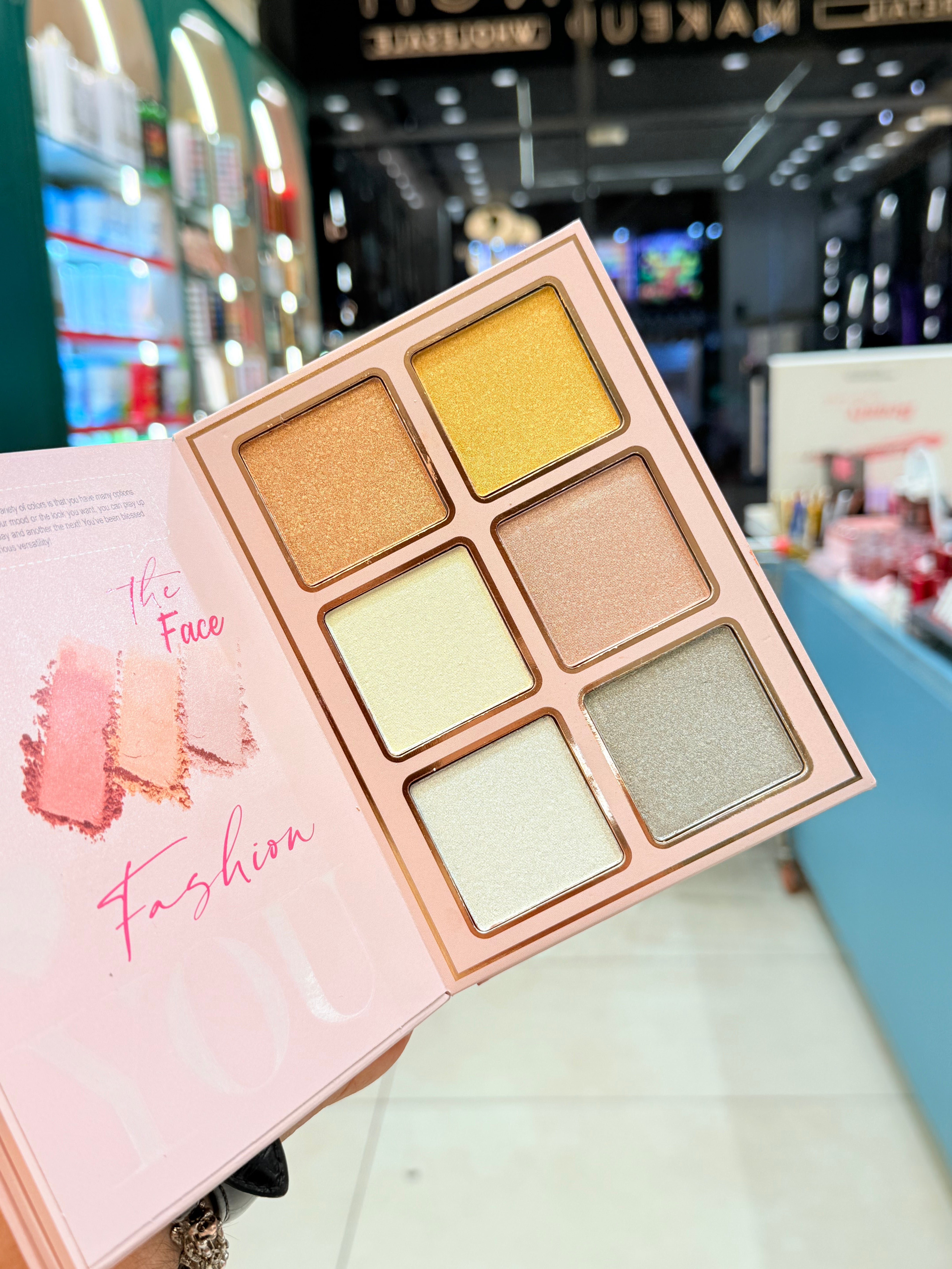 IGOODCO ALL IN ONE MAKEUP BOOK (5PAGES) BUY 1 @499/-