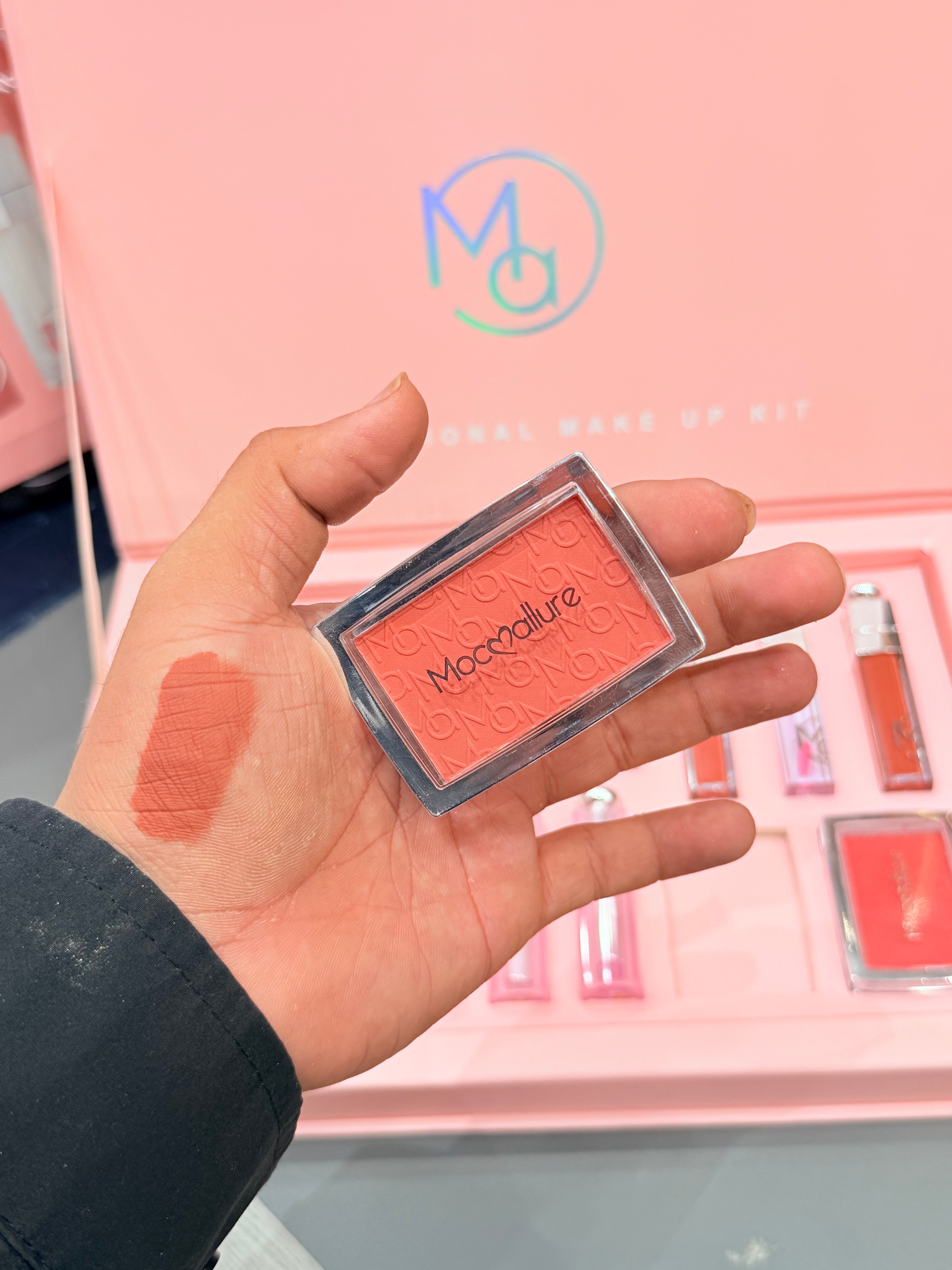 Mocallure Eid Special Professional Makeup Gift Kit – Limited Edition Glam Set LIVE SET