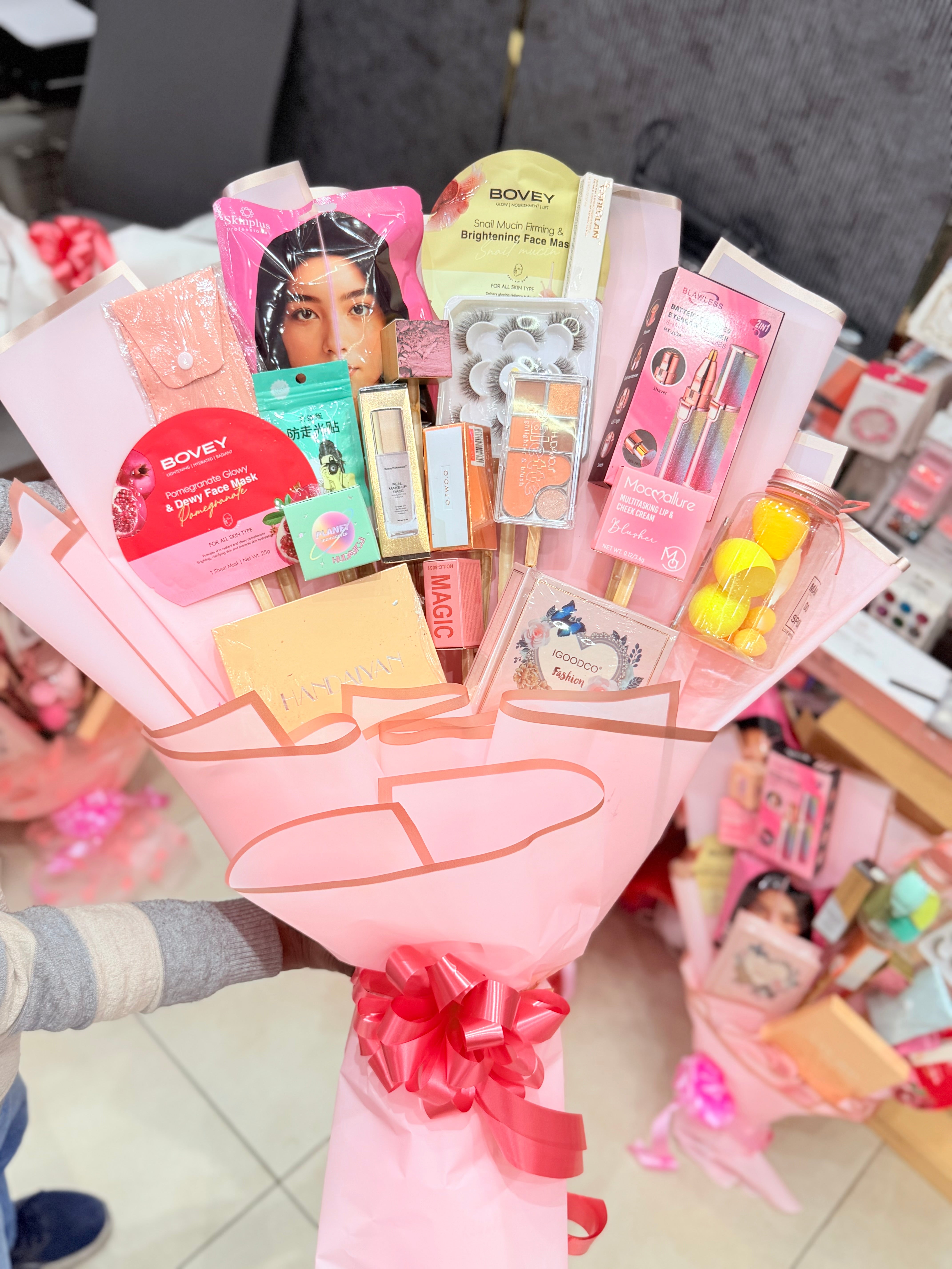 Valentine’s Glam Love Bouquet – Complete Makeup & Glow Gift Hamper - PINK