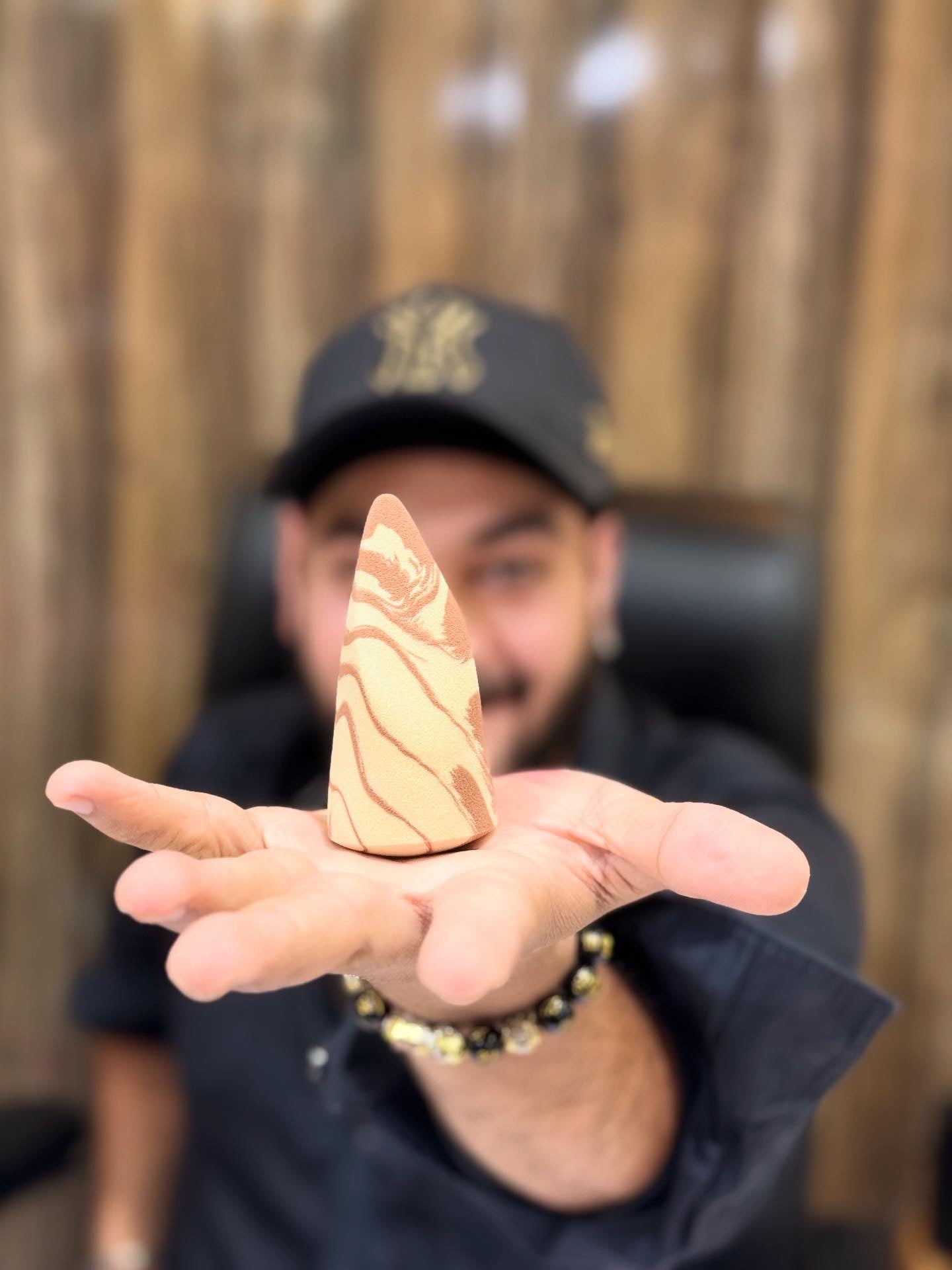 Ayori Pro Beauty Blender - By Sagansinghmakeup