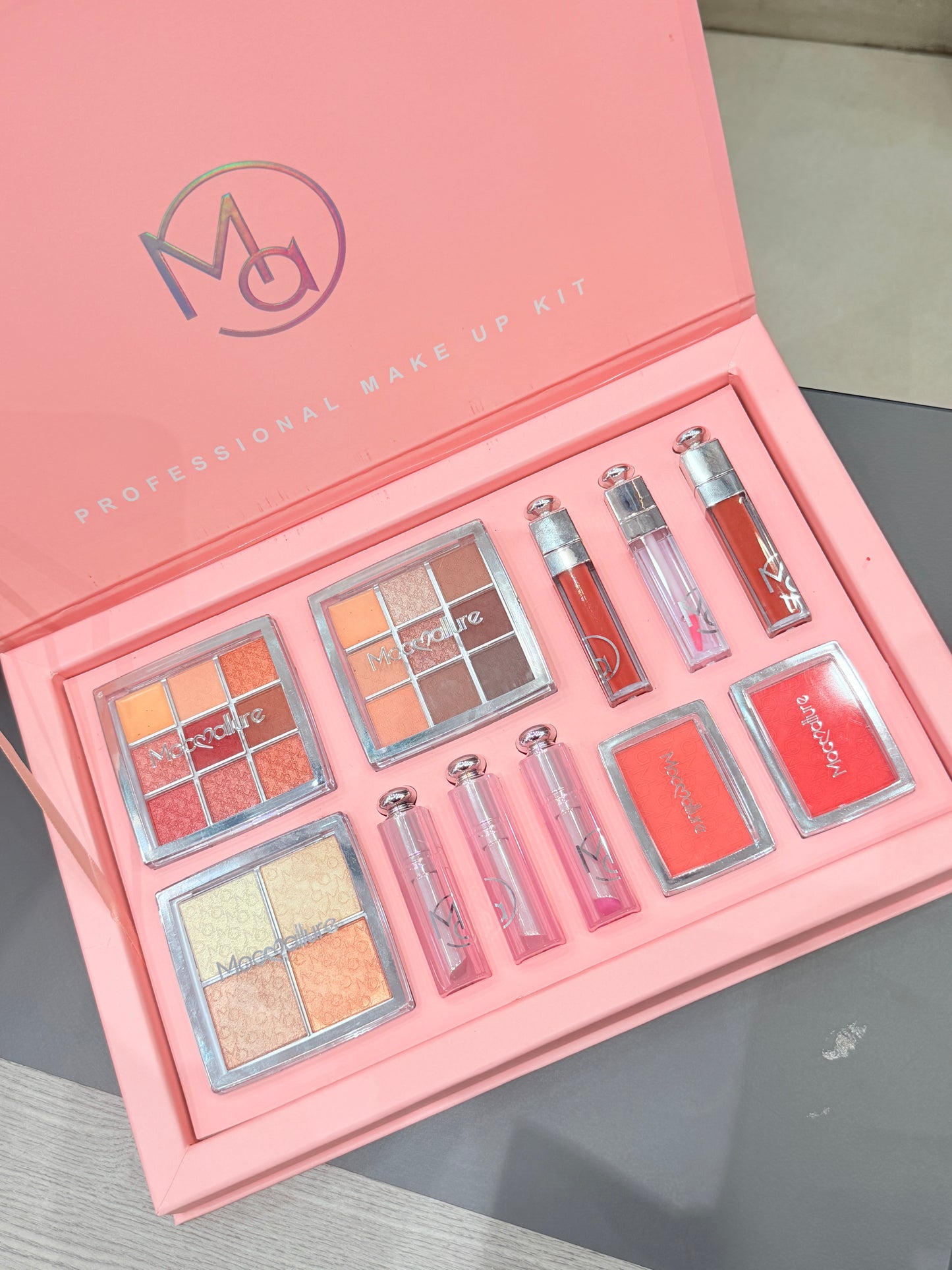 Mocallure Eid Special Professional Makeup Gift Kit – Limited Edition Glam Set