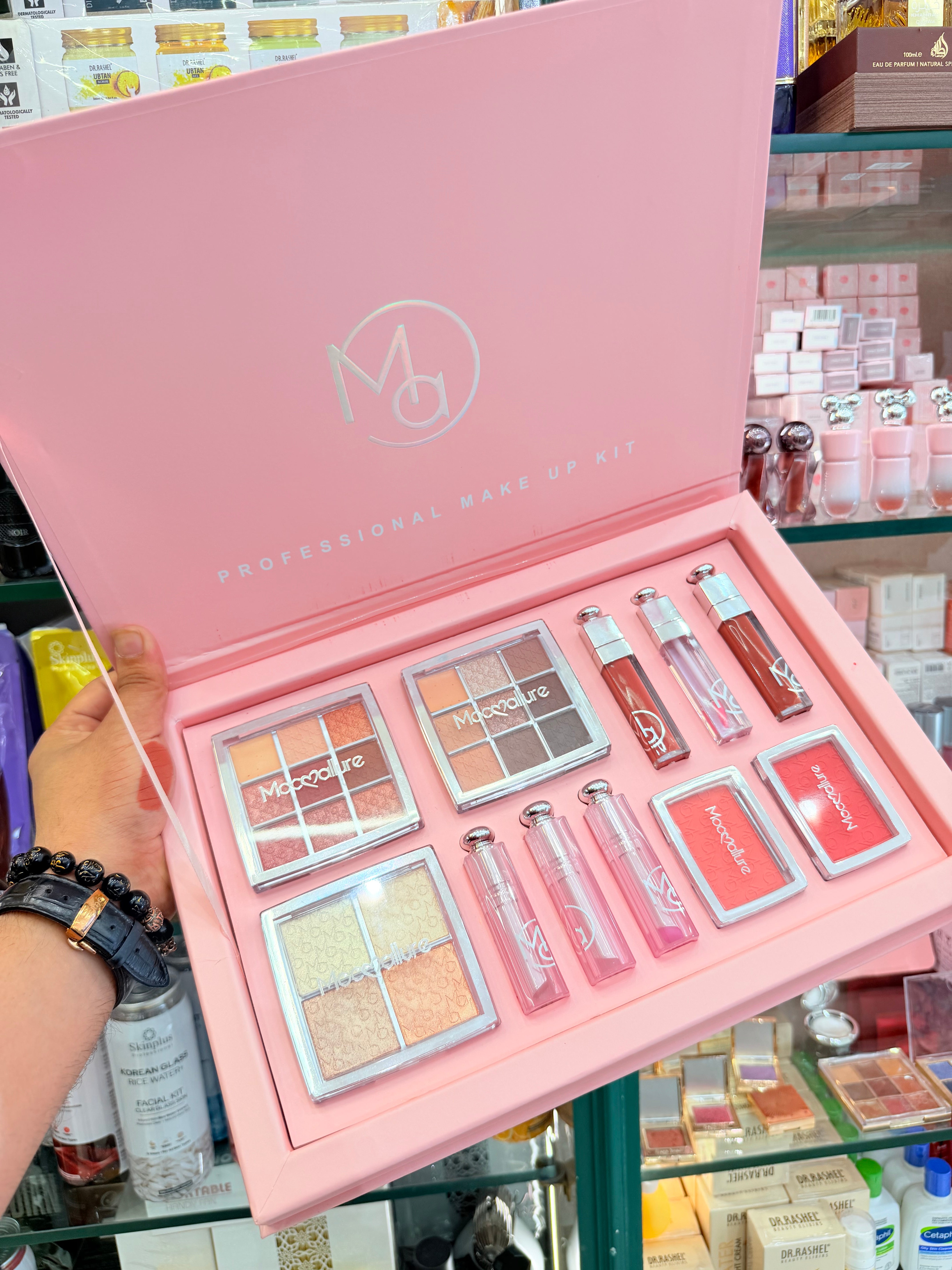Mocallure Eid Special Professional Makeup Gift Kit – Limited Edition Glam Set LIVE SET