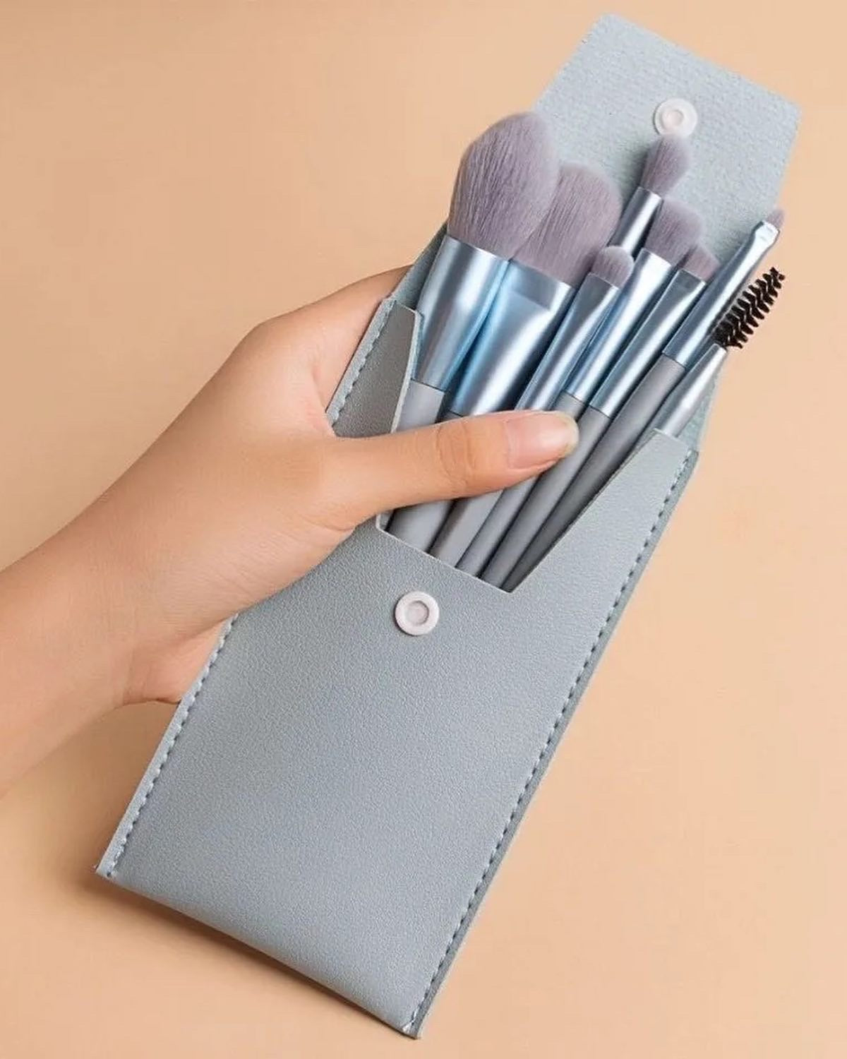 8 PCS POUCH BRUSH SET