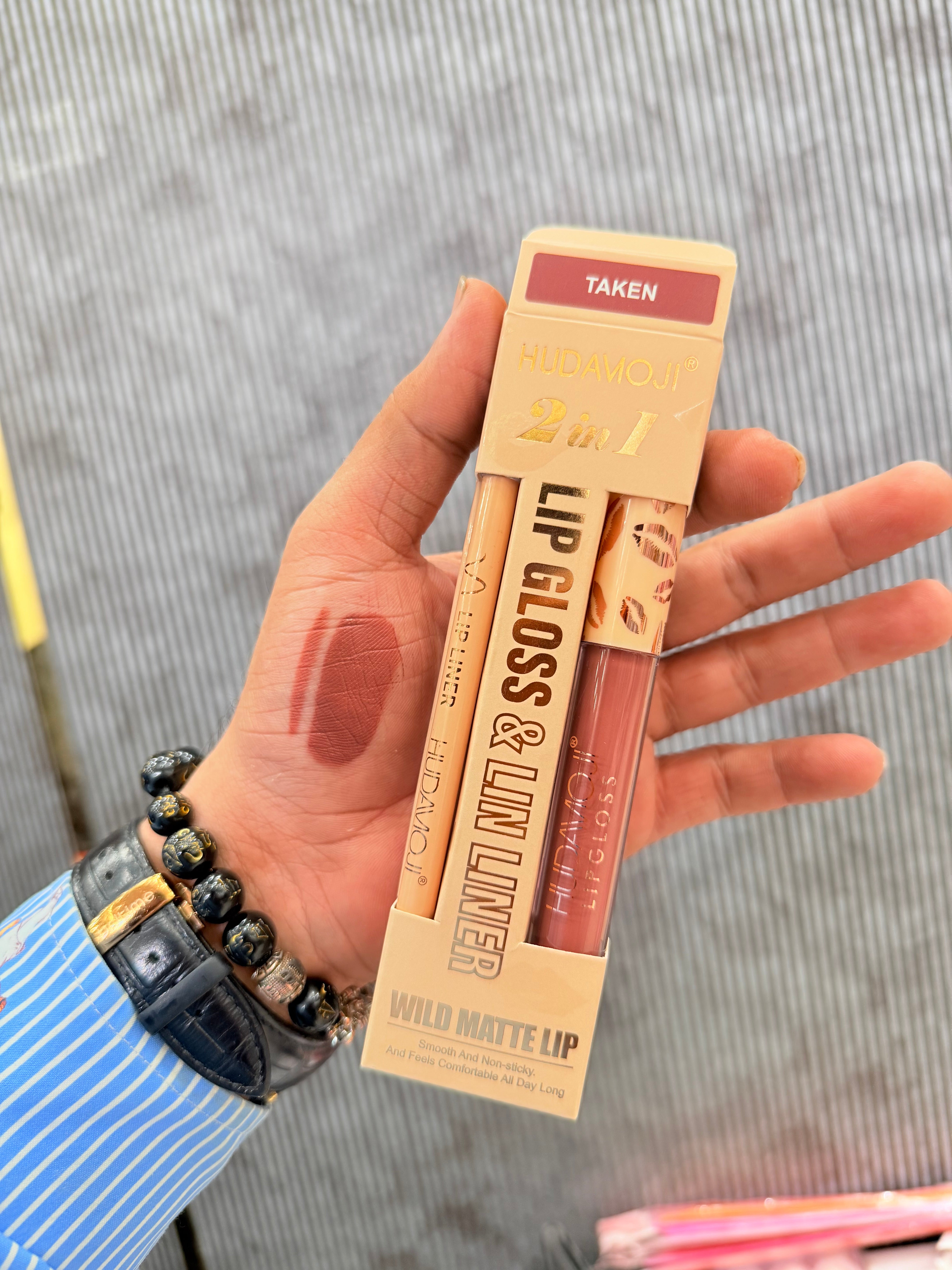 Hudamoji 2in1 Matte LipGloss + Lipliner