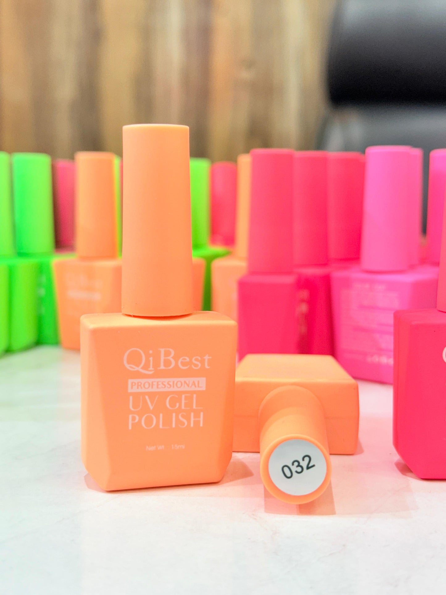 Qi Best UV Gel Nail Paint (Color Coat) 15ml