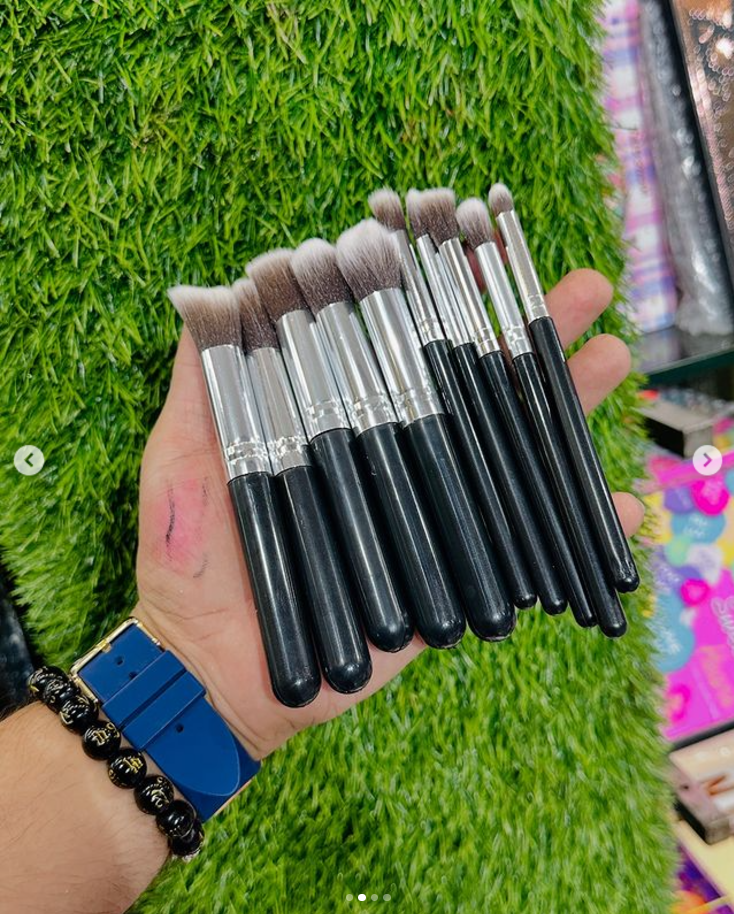 10pcs Kabuki Brush Set