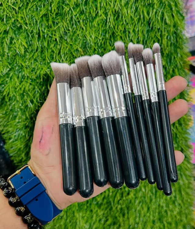 10pcs Kabuki Brush Set