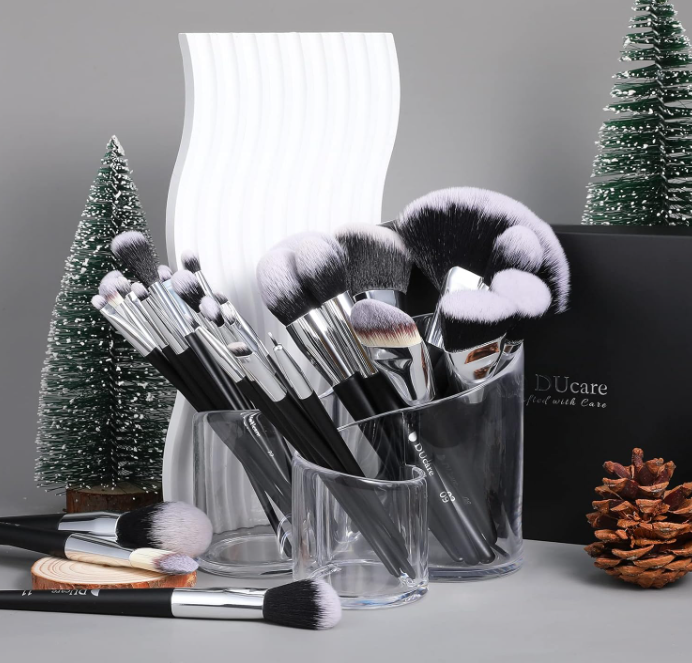 DUcare Makeup Brush Set 32Pcs Professional Makeup Brushes Christmas Gift Premium Synthetic Kabuki Foundation Blending Brush Face Powder Blush Concealers Eye...