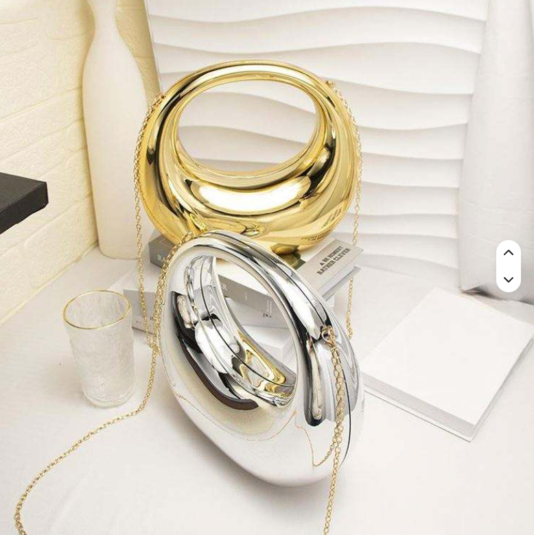 Luxury Mirror Finish Oval Handbag – Premium Metallic Shoulder Bag for Women
