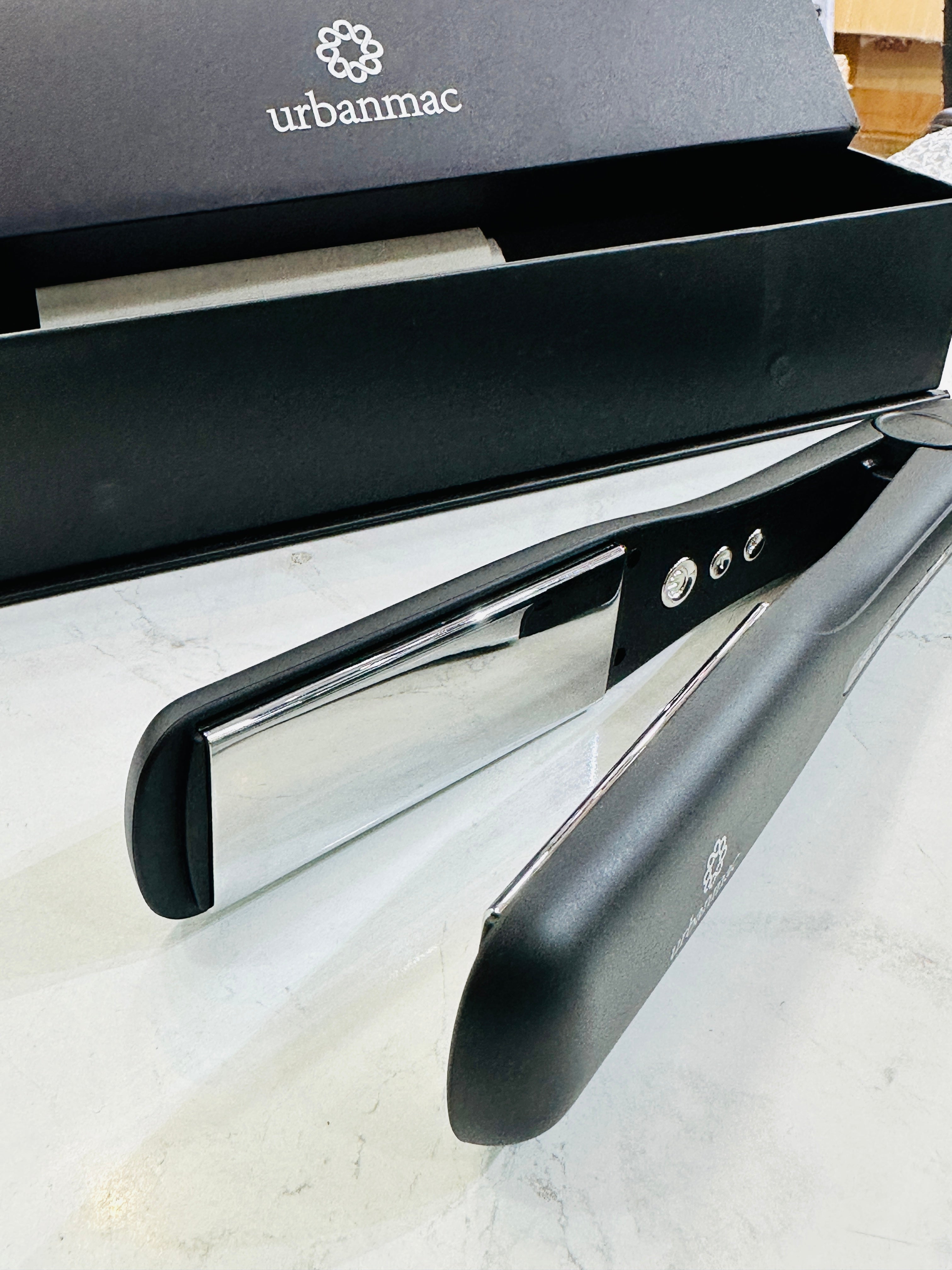 Skinplus Professional Titanium Hair Straightner (ONE YEAR WARRANTY) - 2Mtr Wire