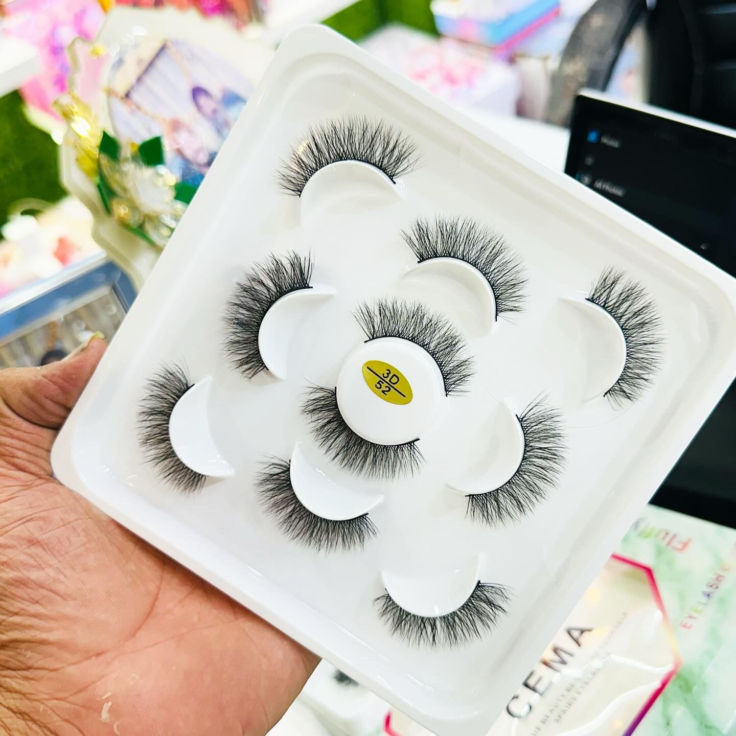 3D FLUFFY FALSE EYELASHES  (5 PAIR)